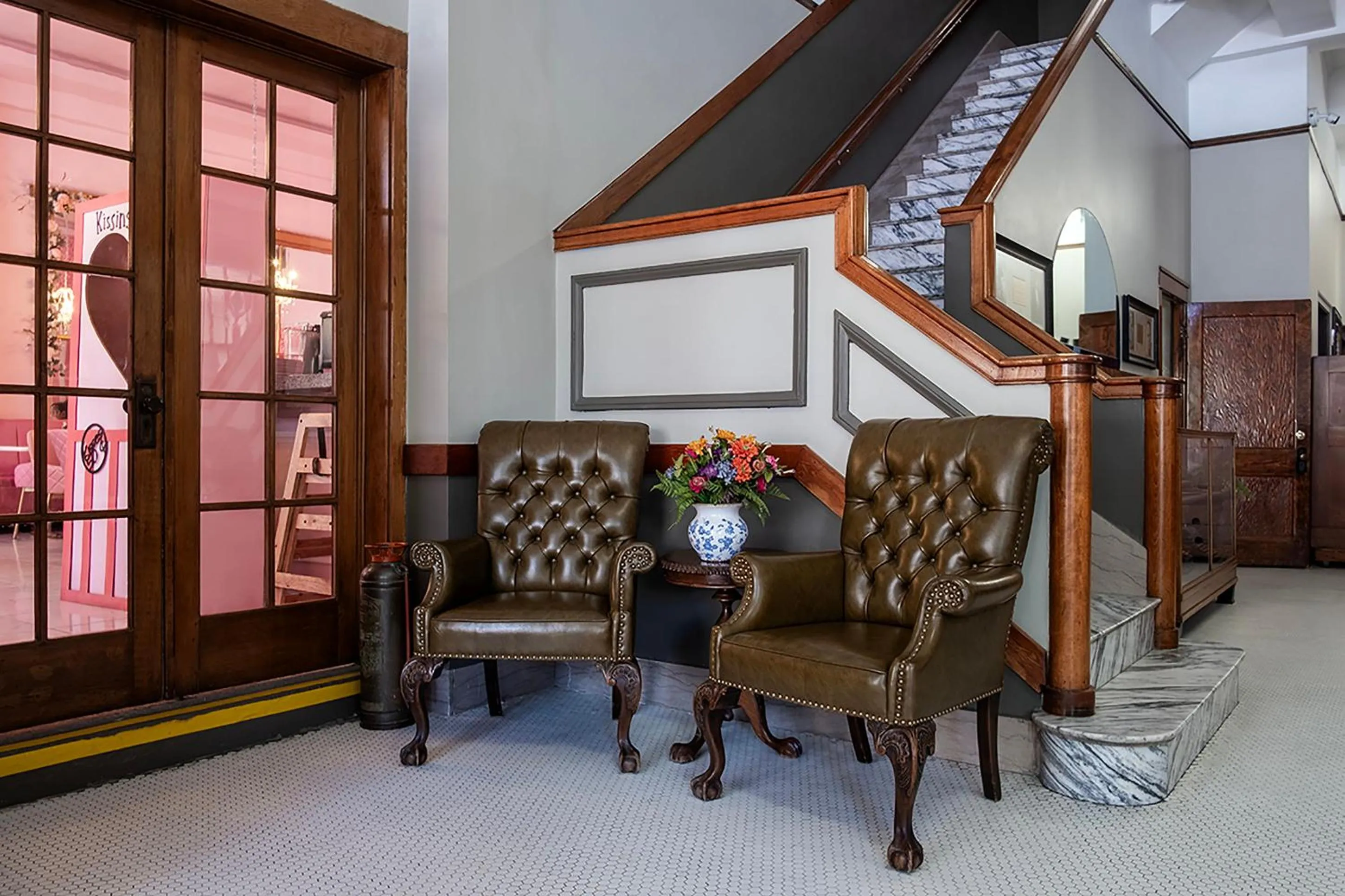 Lobby or reception in Gardner Hotel & Hostel