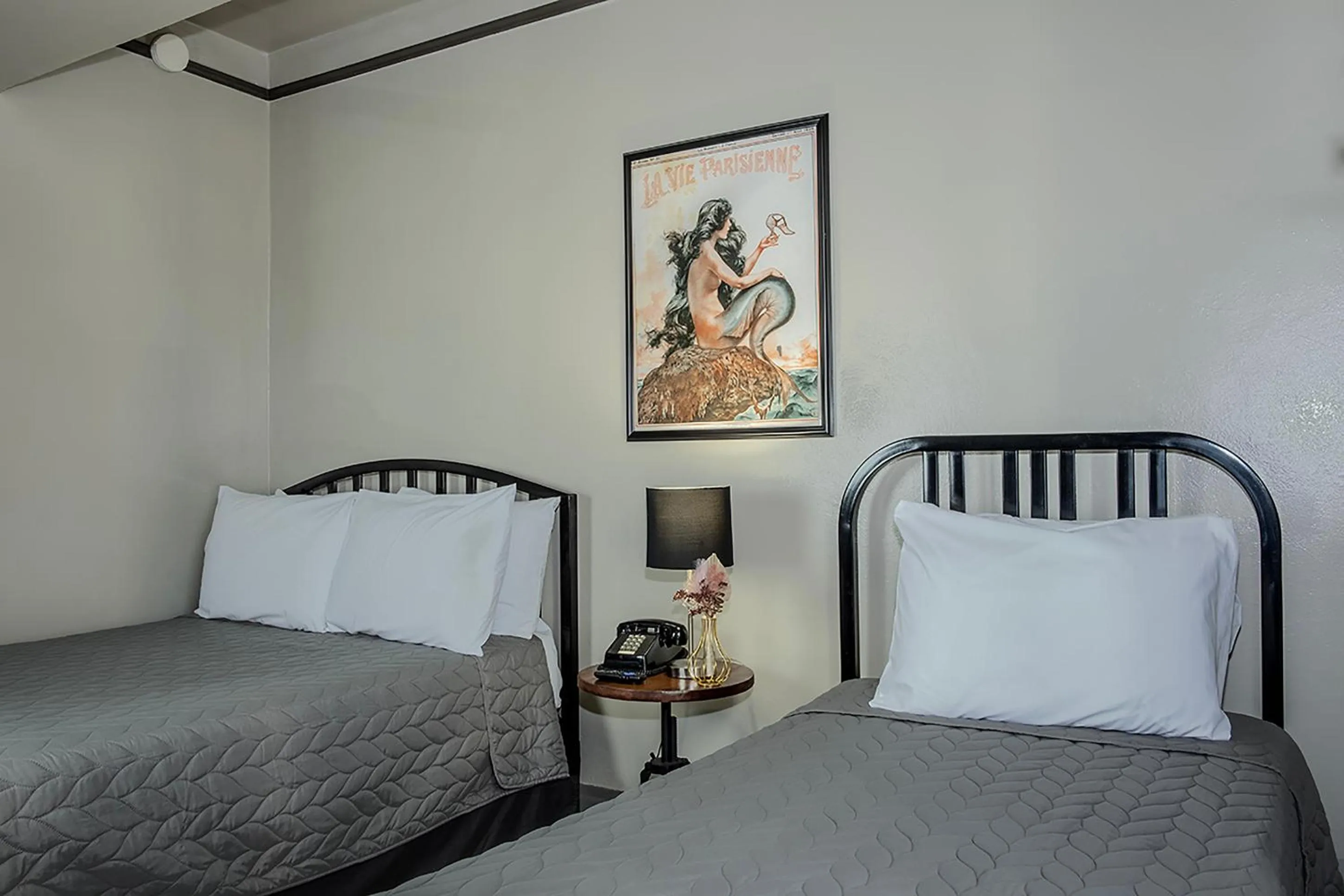 Bed in Gardner Hotel & Hostel