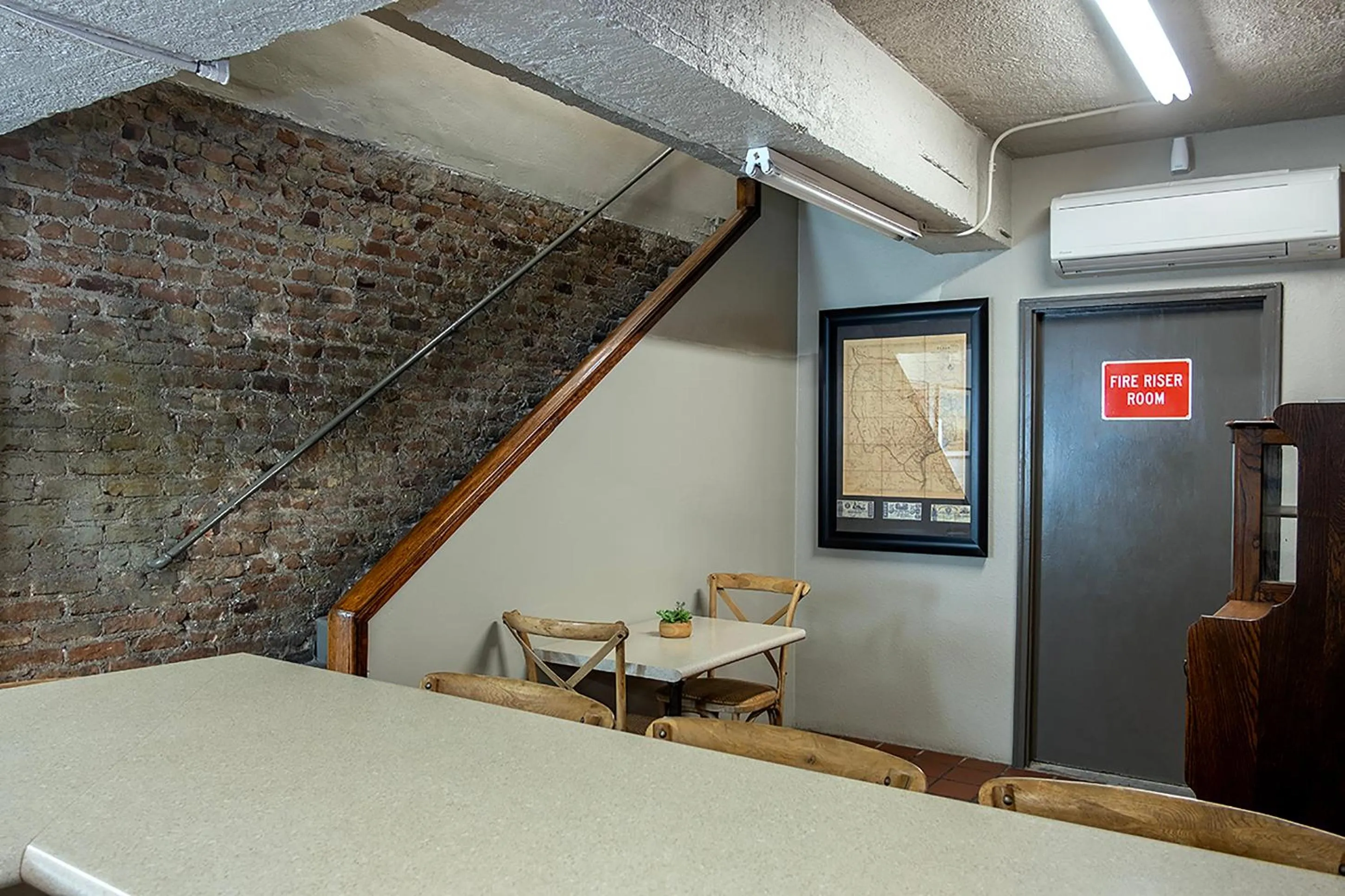 Seating area in Gardner Hotel & Hostel