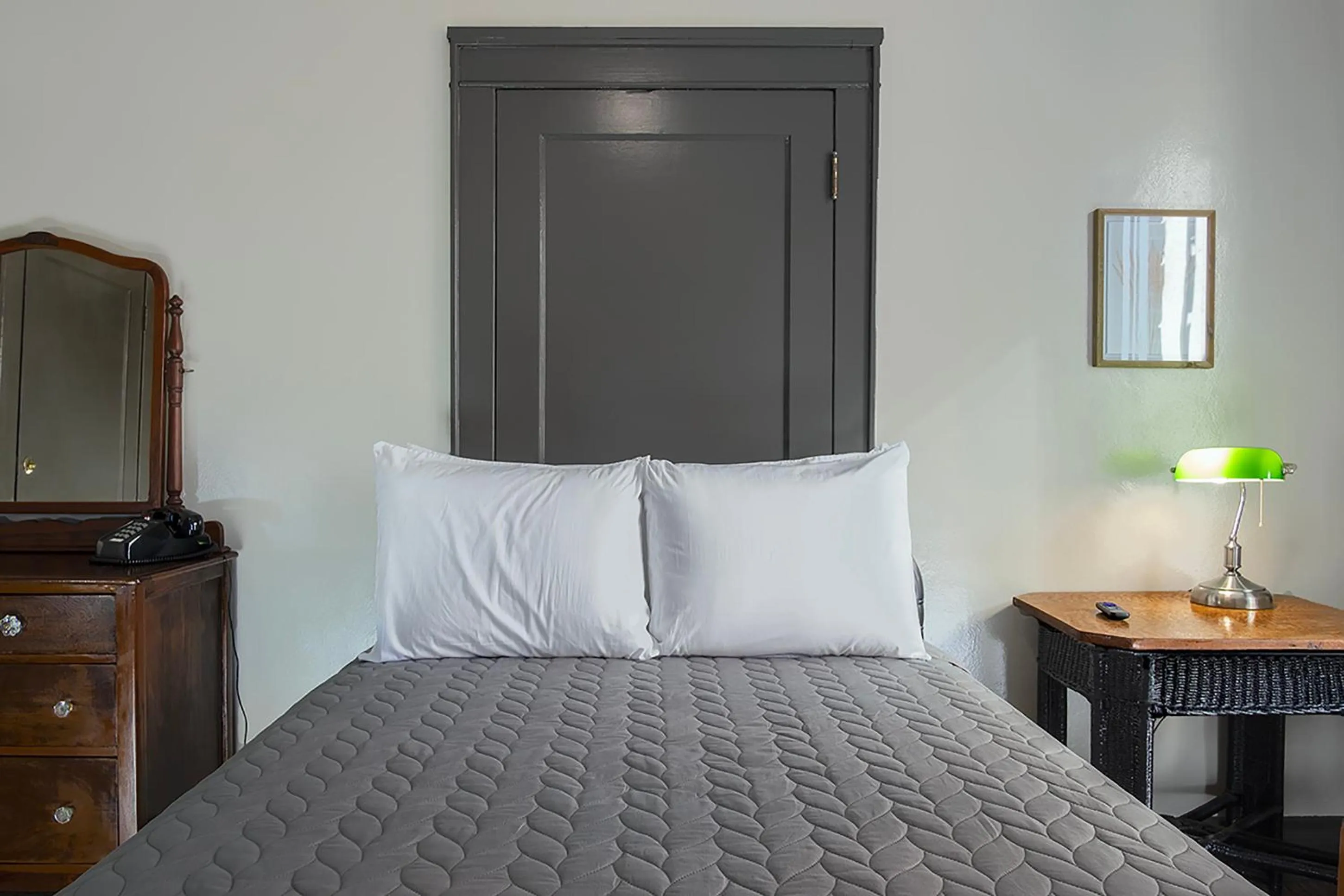 Bed in Gardner Hotel & Hostel