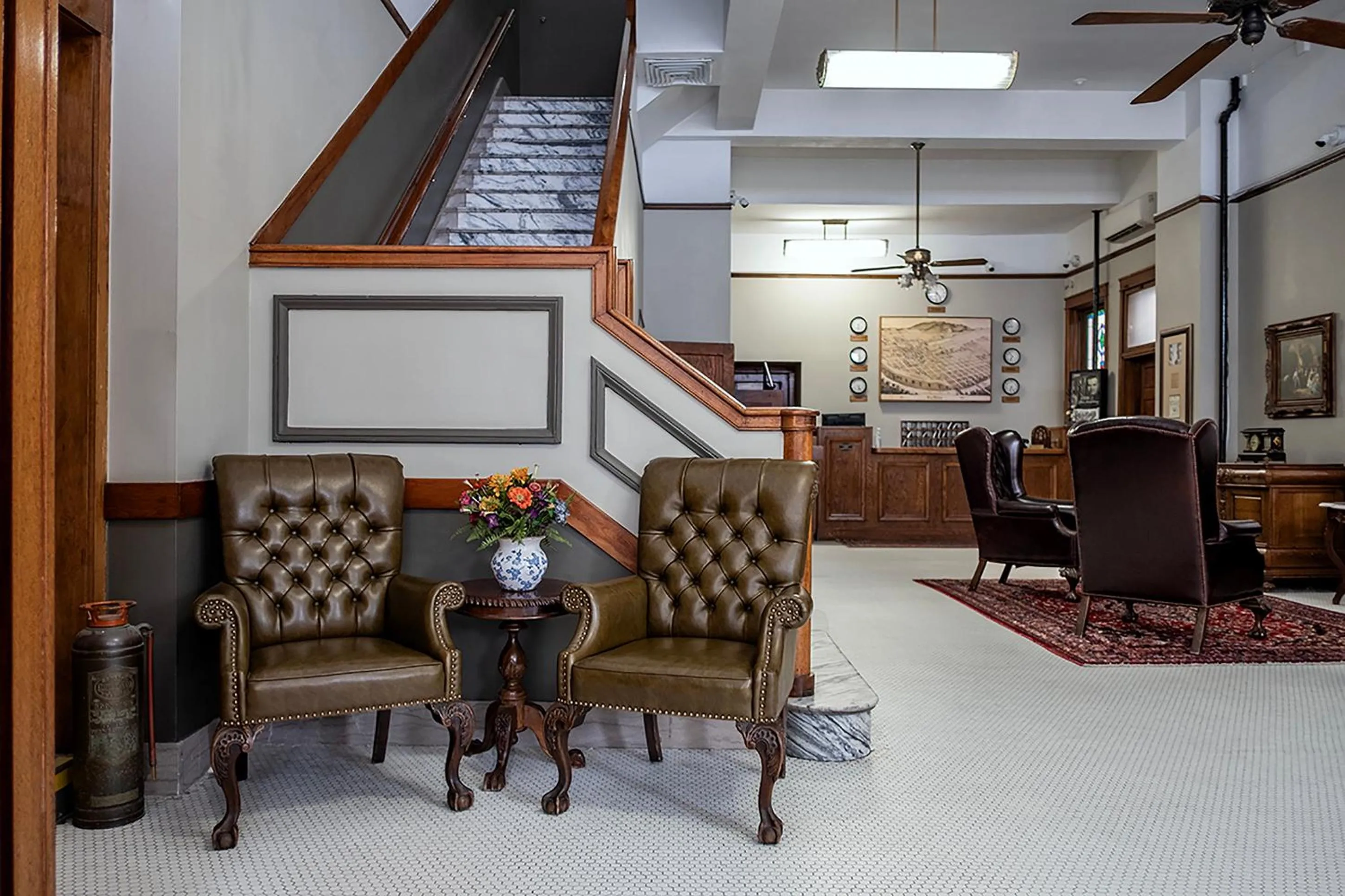 Lobby or reception in Gardner Hotel & Hostel