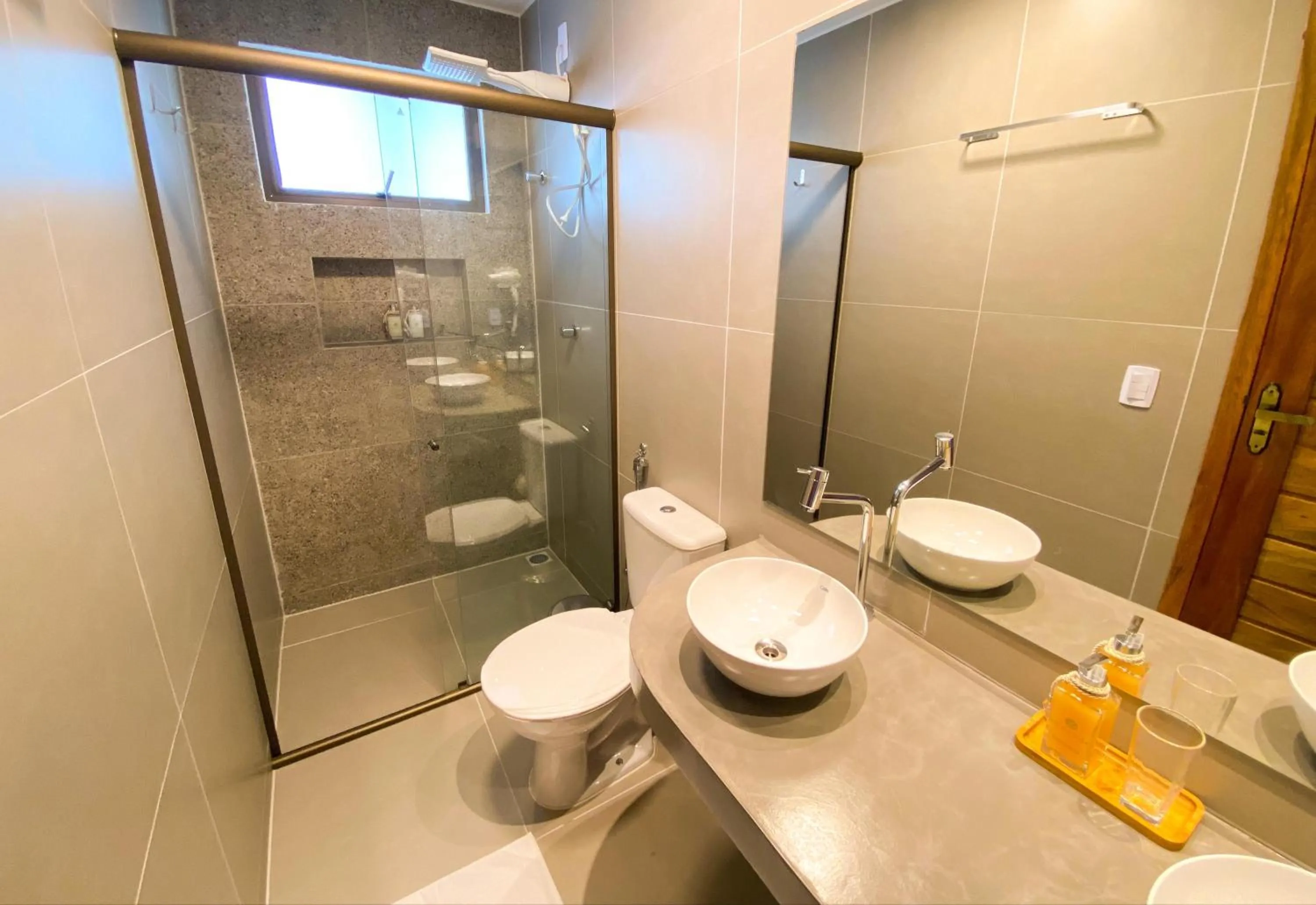 Shower in Pousada Baobá