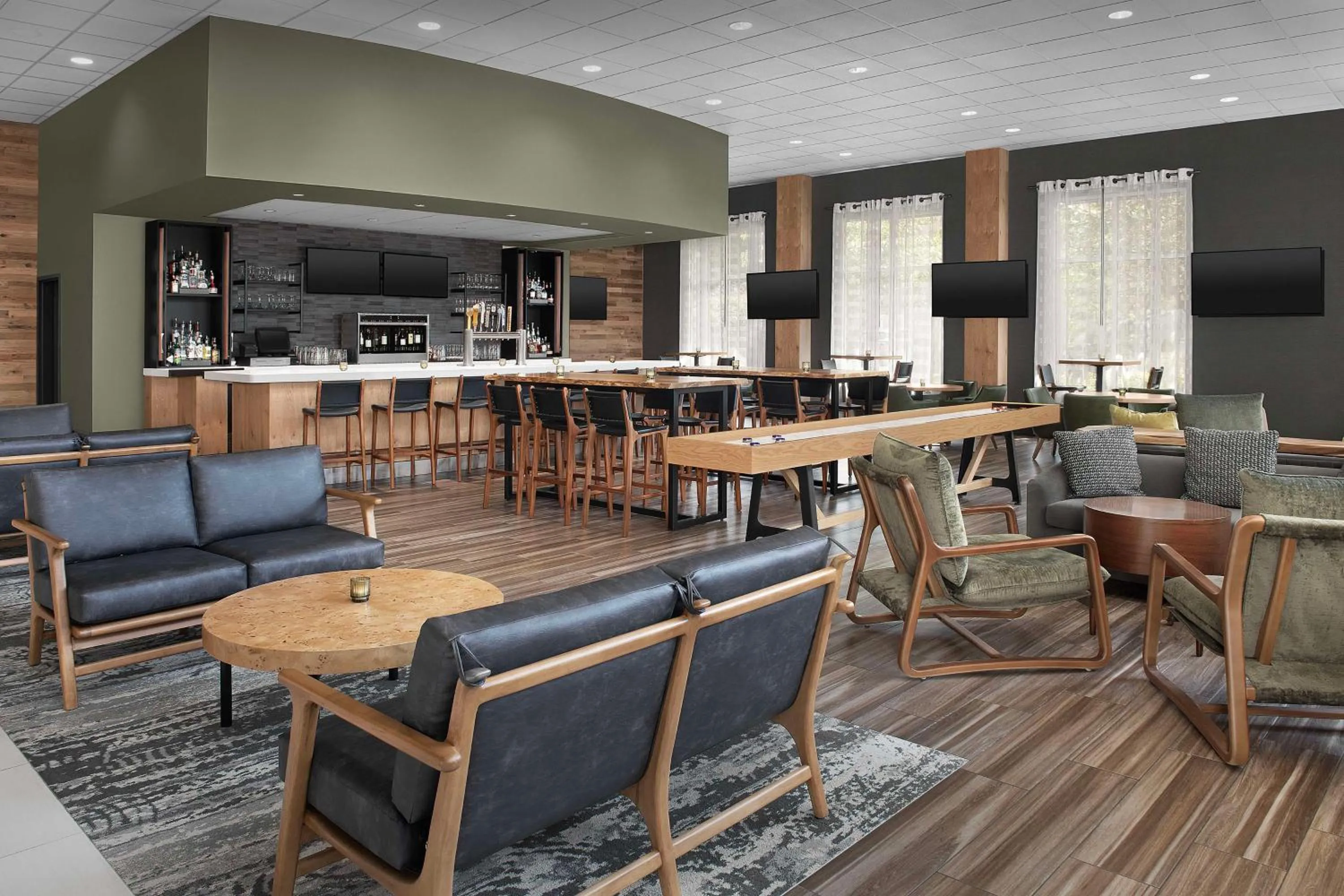 Restaurant/places to eat in Embassy Suites Portland/Hillsboro