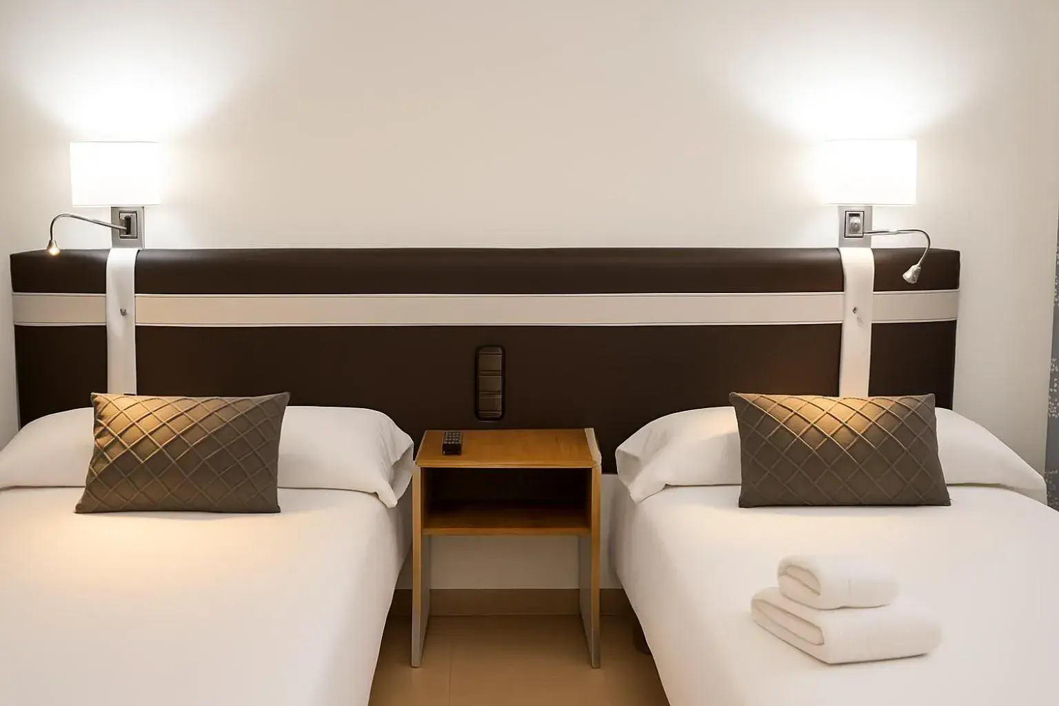 Double or Twin Room - single occupancy in HOSTAL LAS PALOMAS Double or Twin Room - single occupancy in HOSTAL LAS PALOMAS