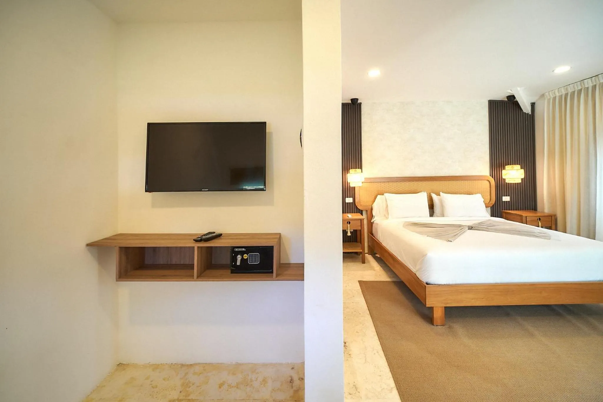 Communal lounge/ TV room, Bed in Empyrean Tropical Wellness Portillo