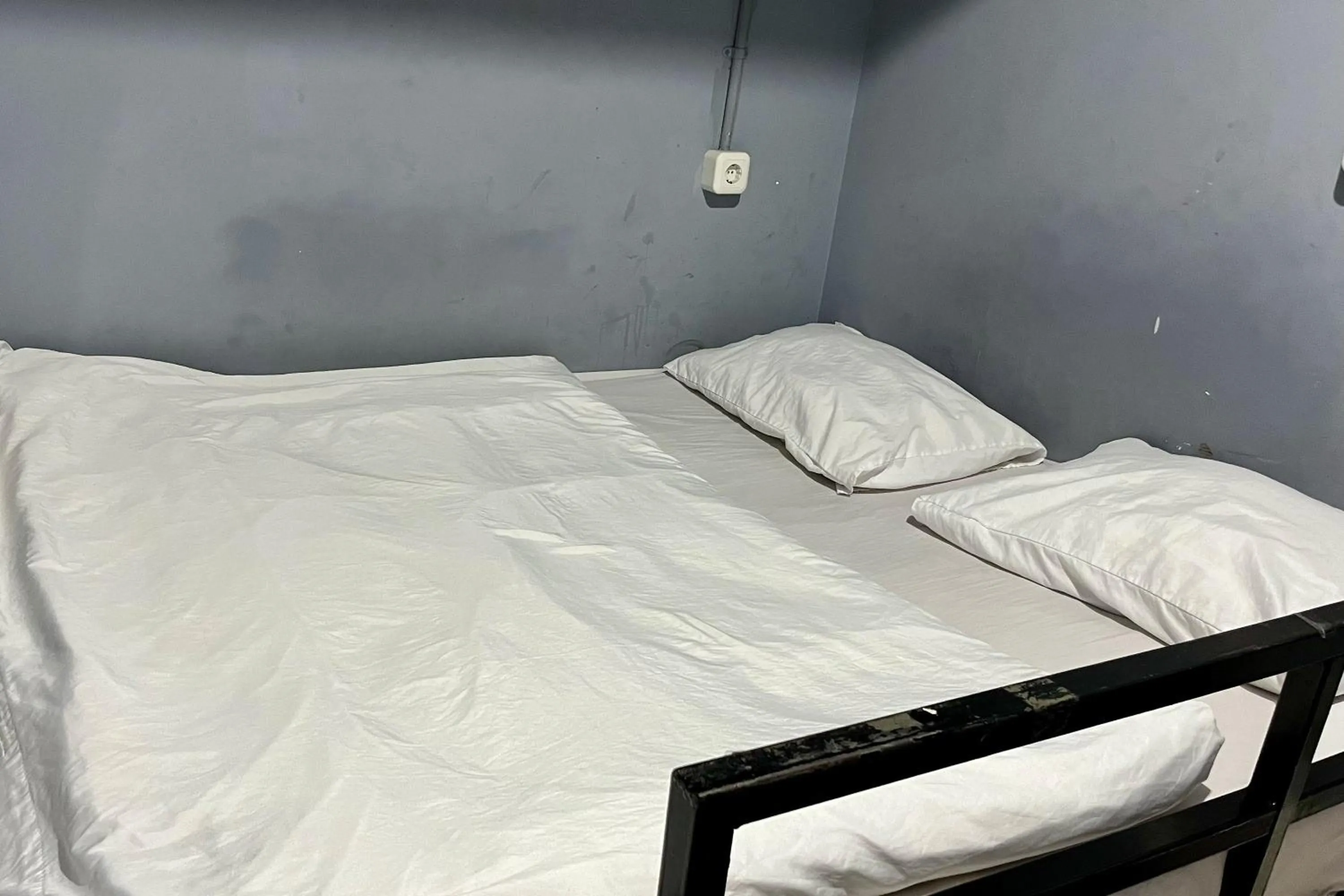 Bed in Morroi Residence Kemang