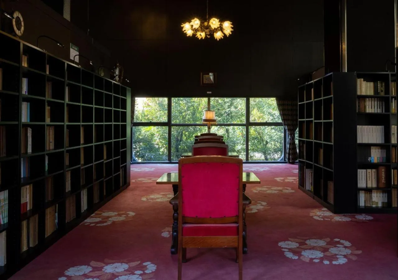 Library in Okudogo Ichiyunomori