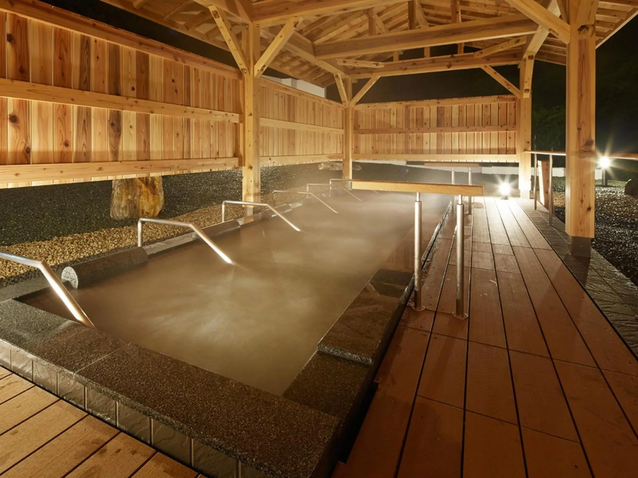 Hot Spring Bath in Okudogo Ichiyunomori