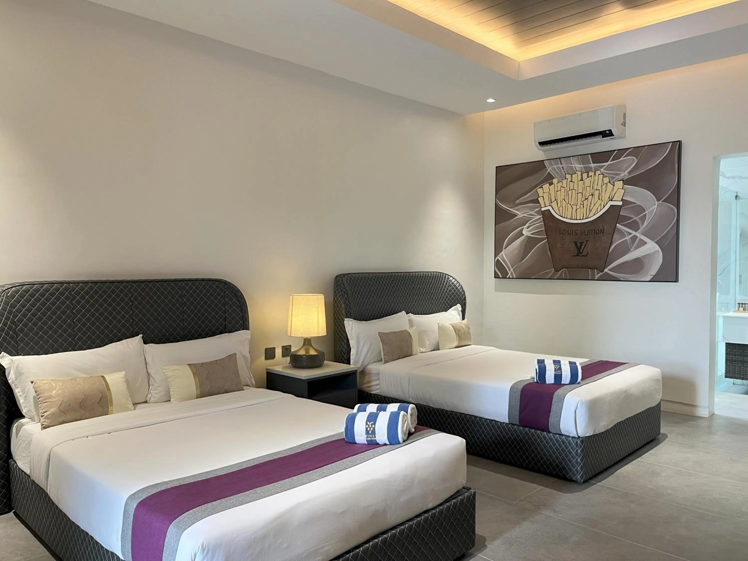 Photo of the whole room, Bed in The Vineyard at Tanauan