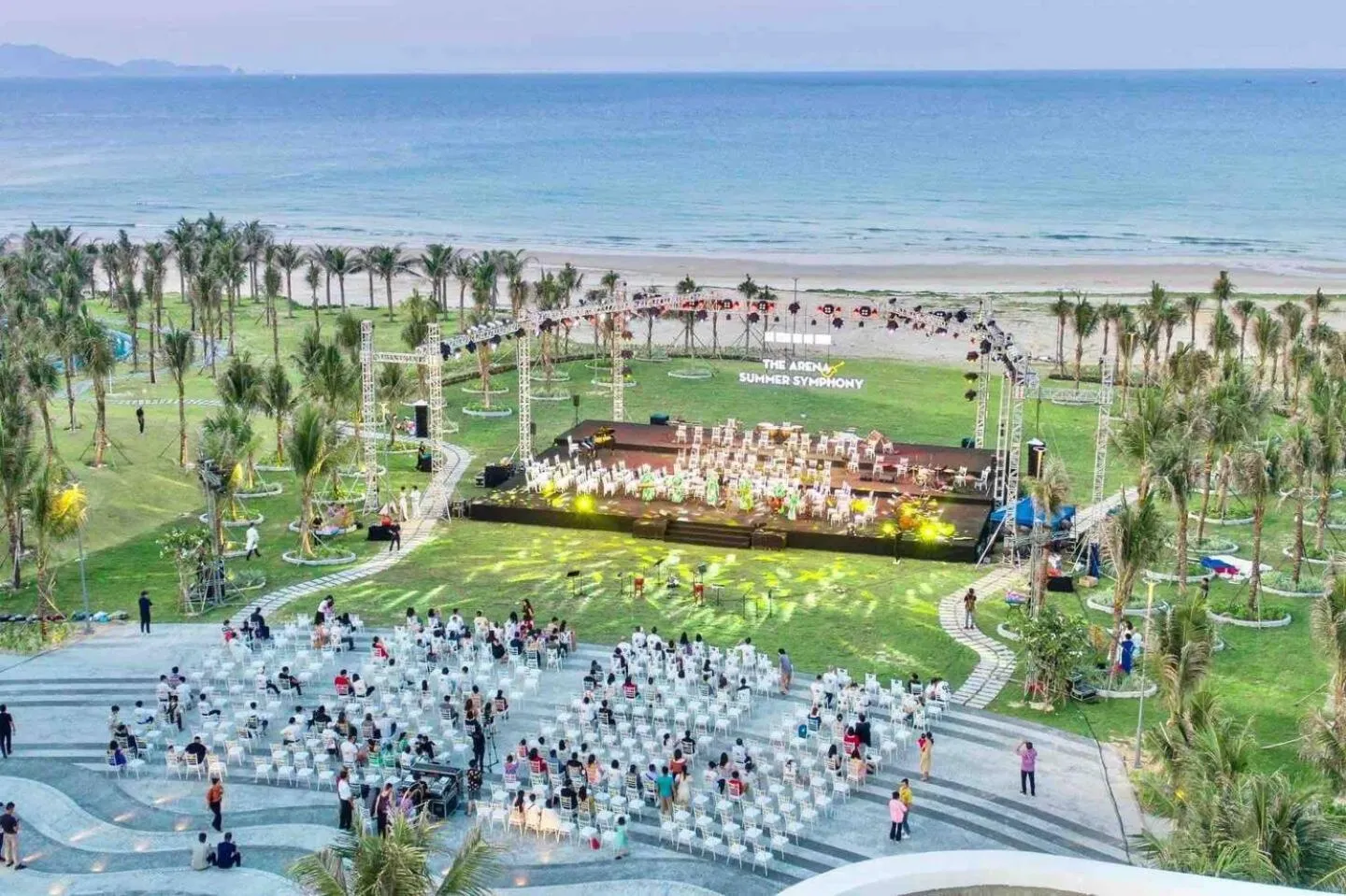 Garden in The Oceanfront Apartment At Cam Ranh