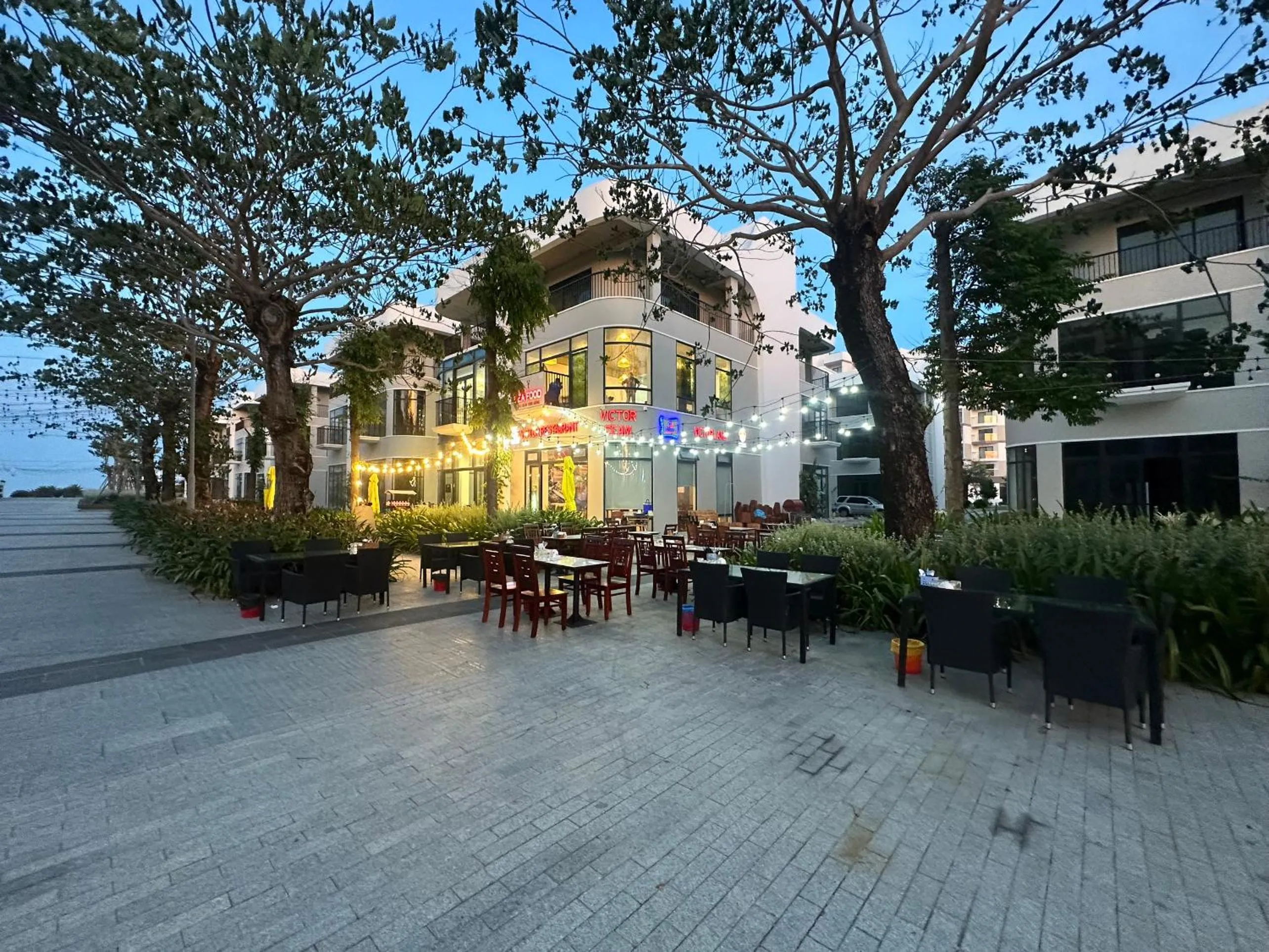 Restaurant/places to eat in The Oceanfront Apartment At Cam Ranh