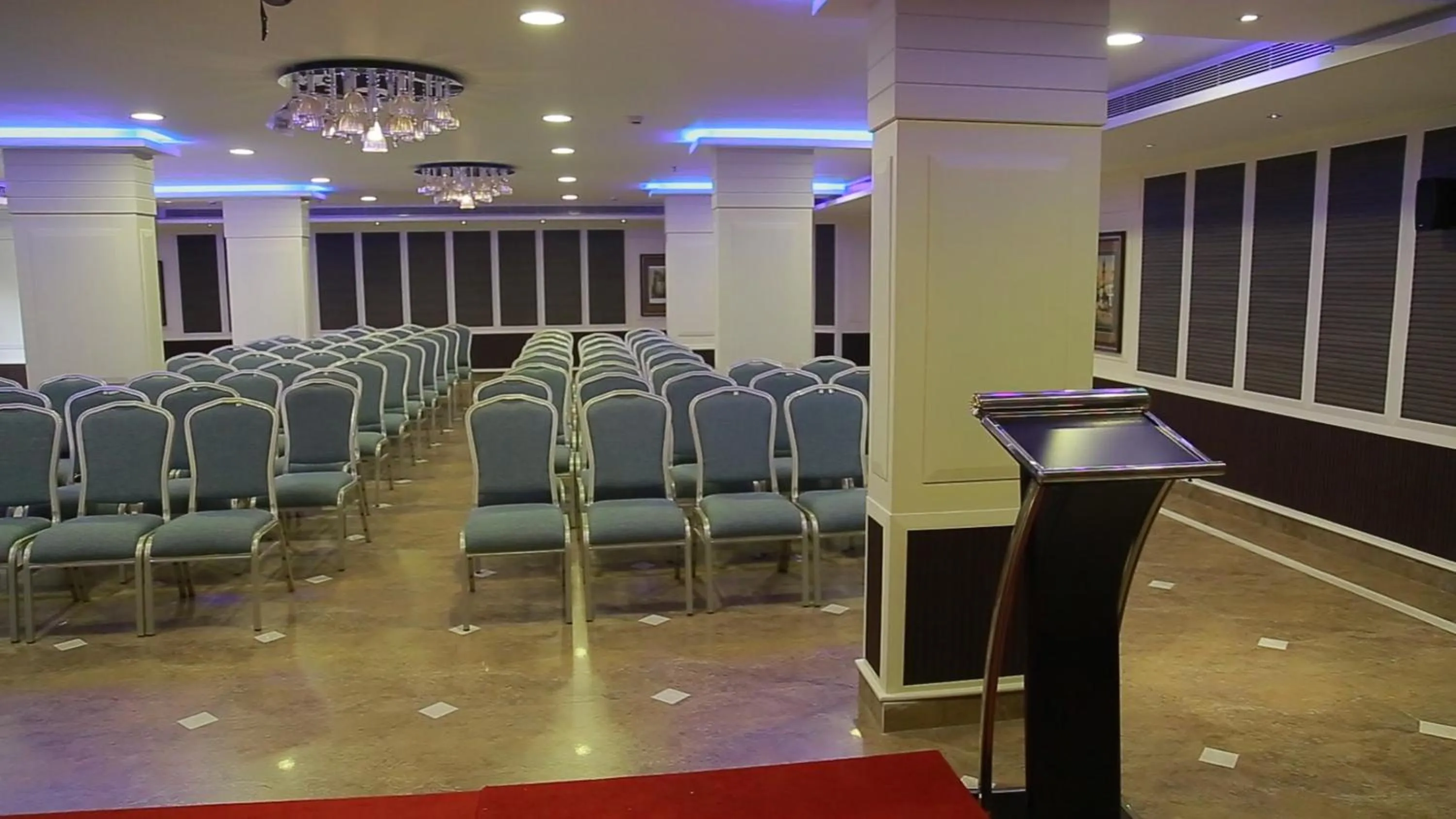 Business facilities in The Pgs Vedanta