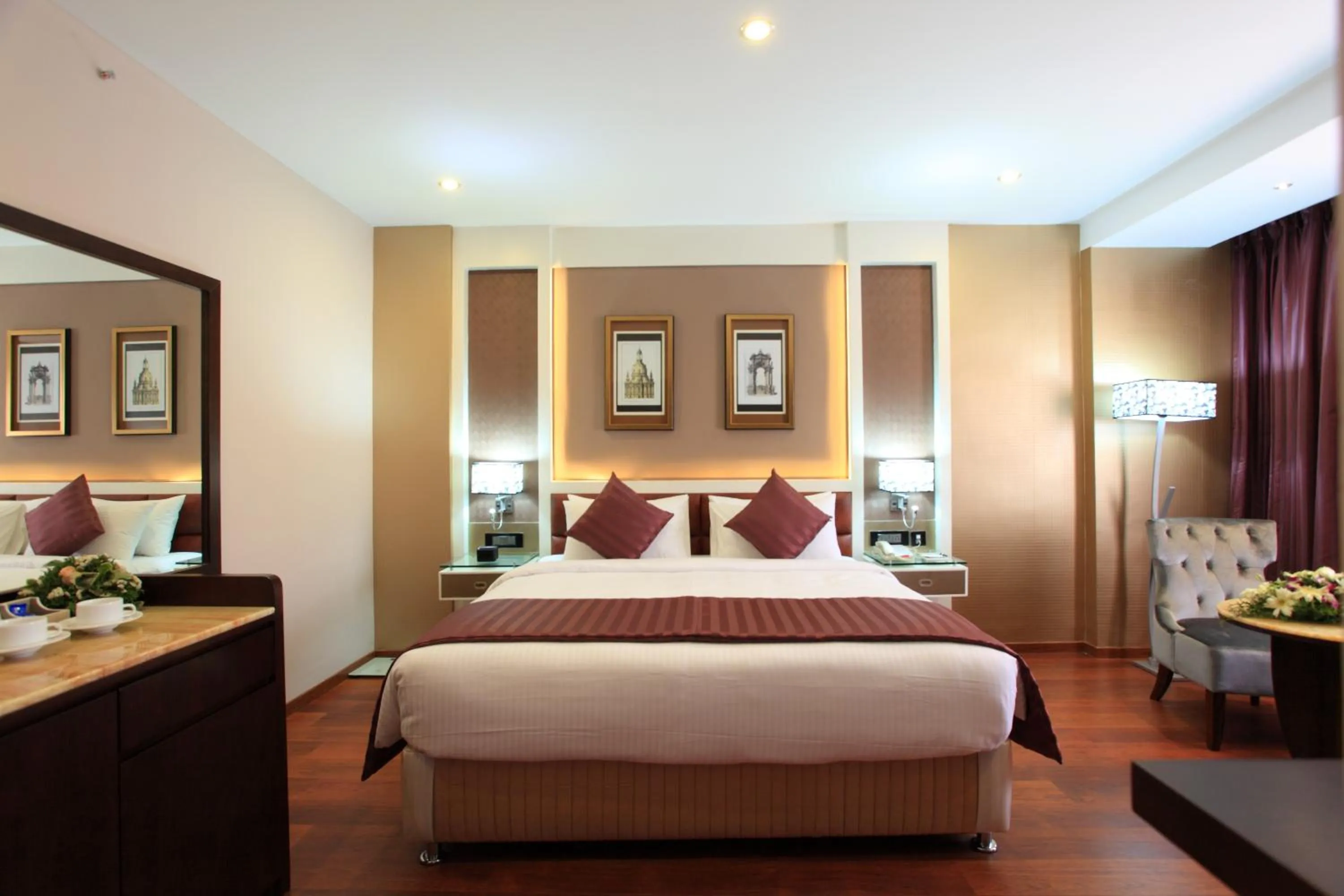 Photo of the whole room in The Pgs Vedanta