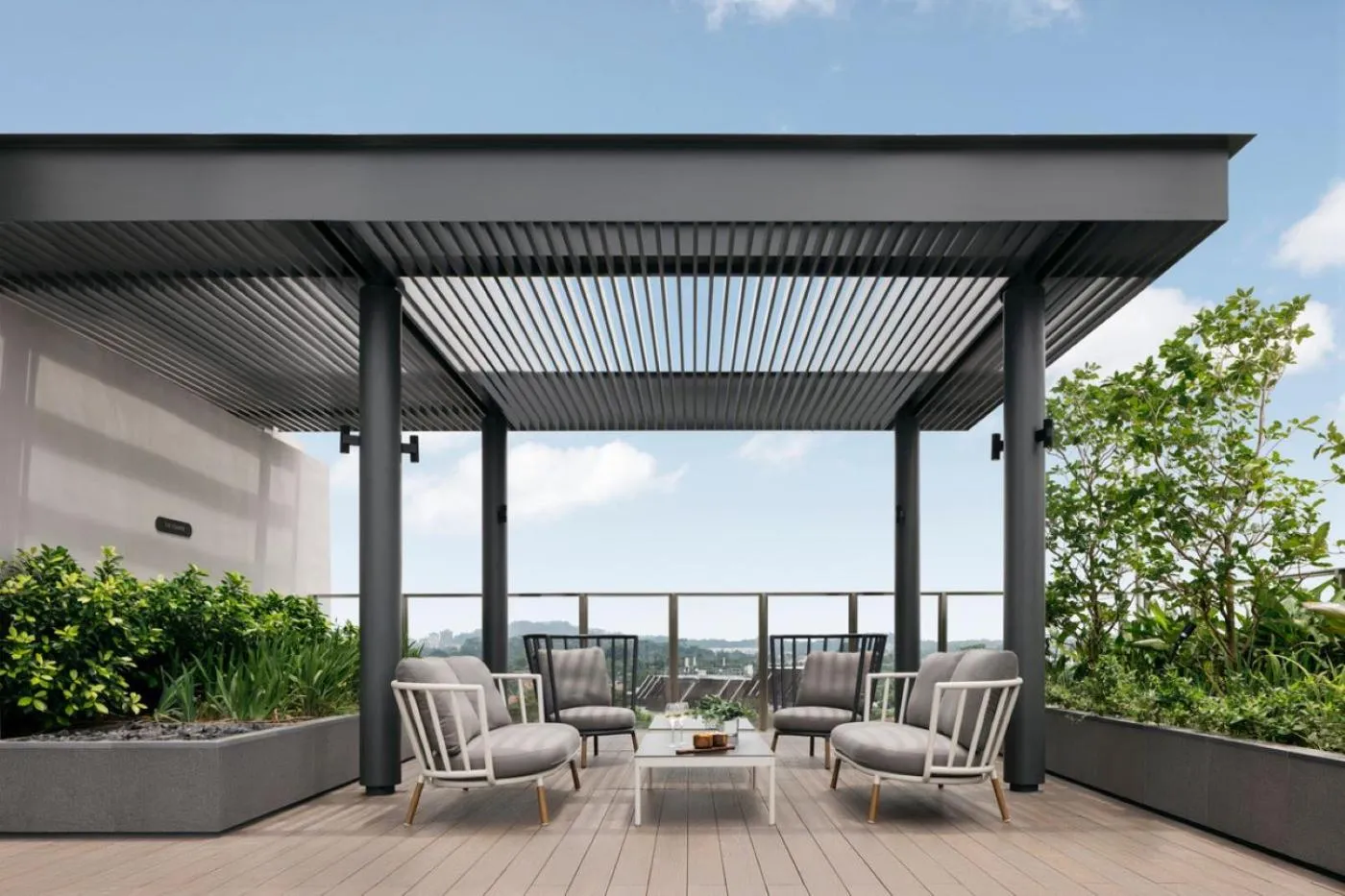 Swimming pool in Quincy House Singapore by Far East Hospitality