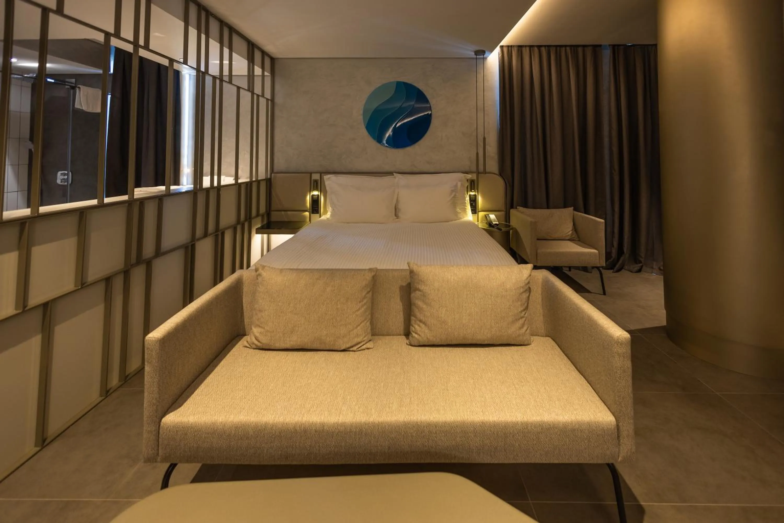 Bed in Four Hills Hotel