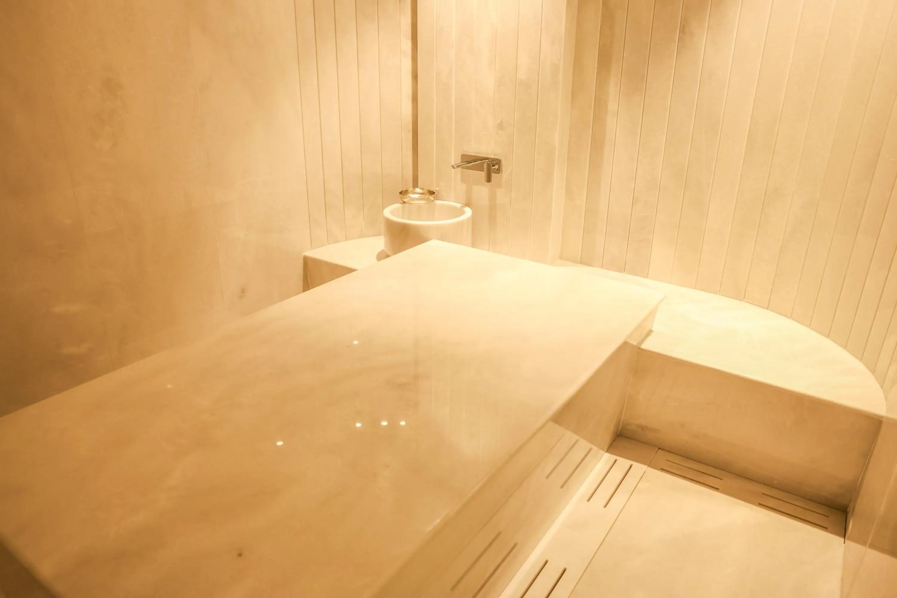 Spa and wellness centre/facilities in Four Hills Hotel