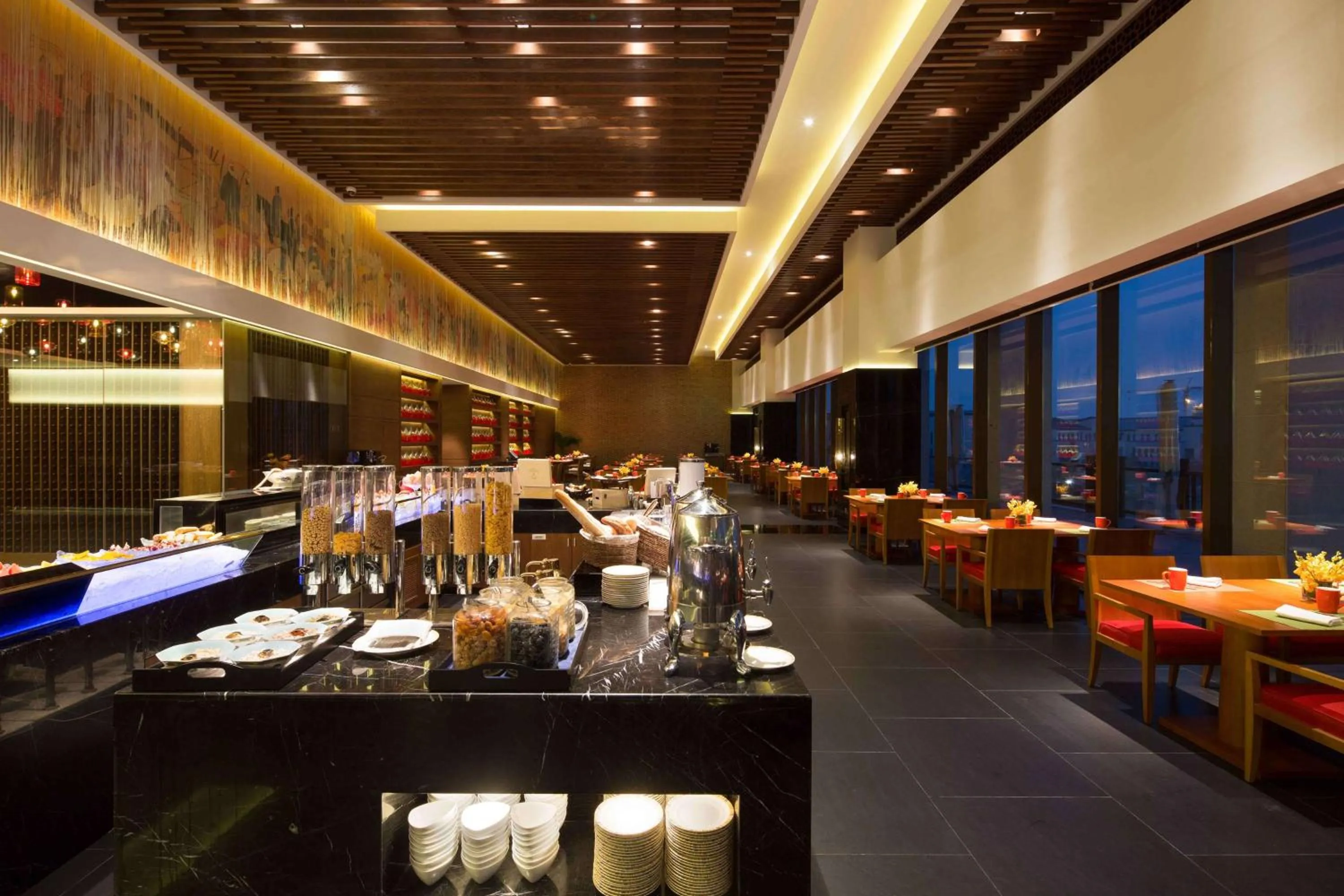Breakfast, Restaurant/Places to Eat in Angsana Xian Lintong Hotel