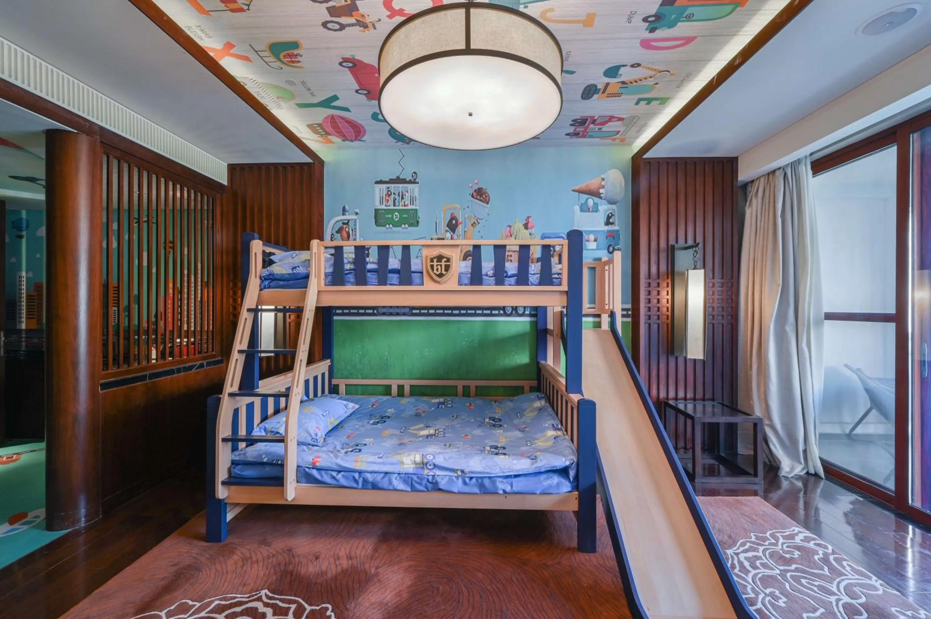 Photo of the whole room, Bunk Bed in Angsana Xian Lintong Hotel