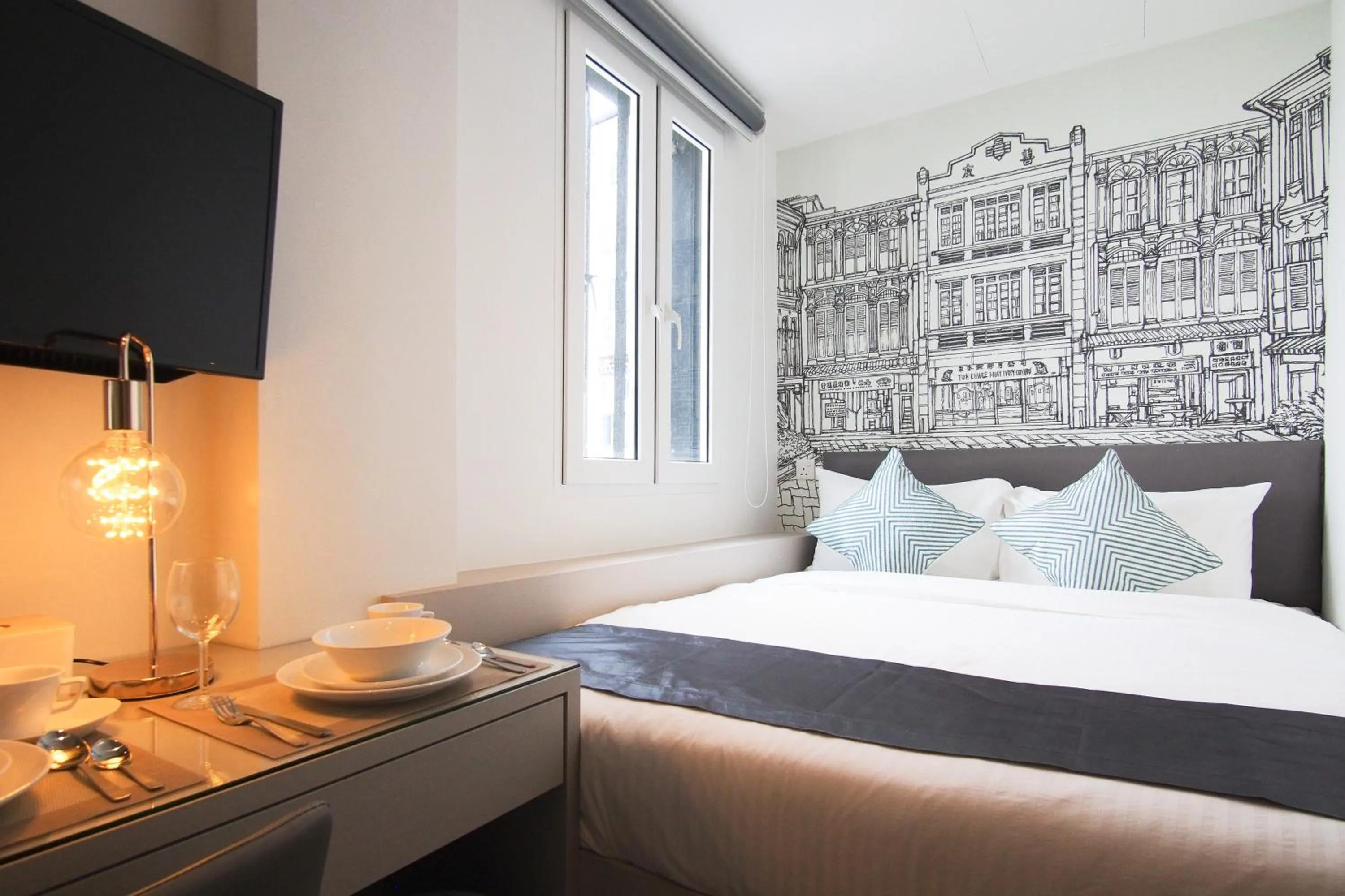 Bed in Heritage Collection on Chinatown - Mobile App Check-In