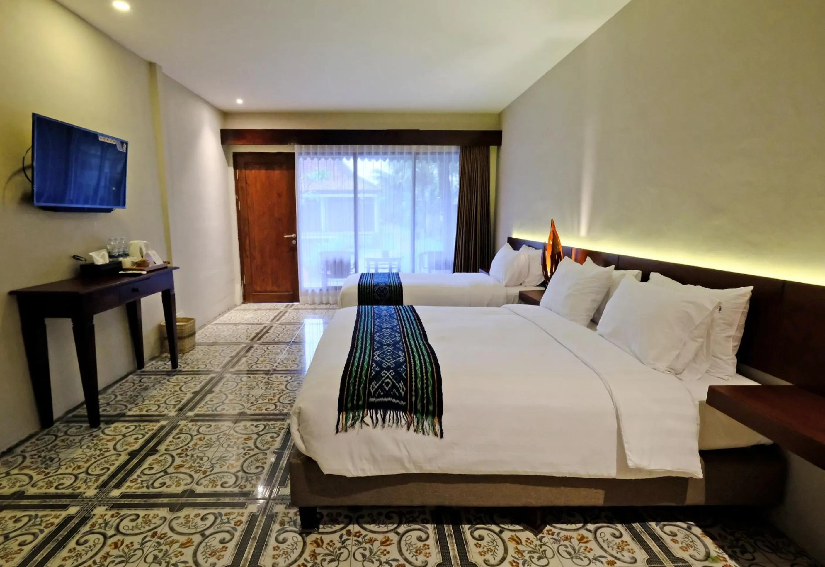 Bedroom, Bed in The Nalaya Hotel & Resto