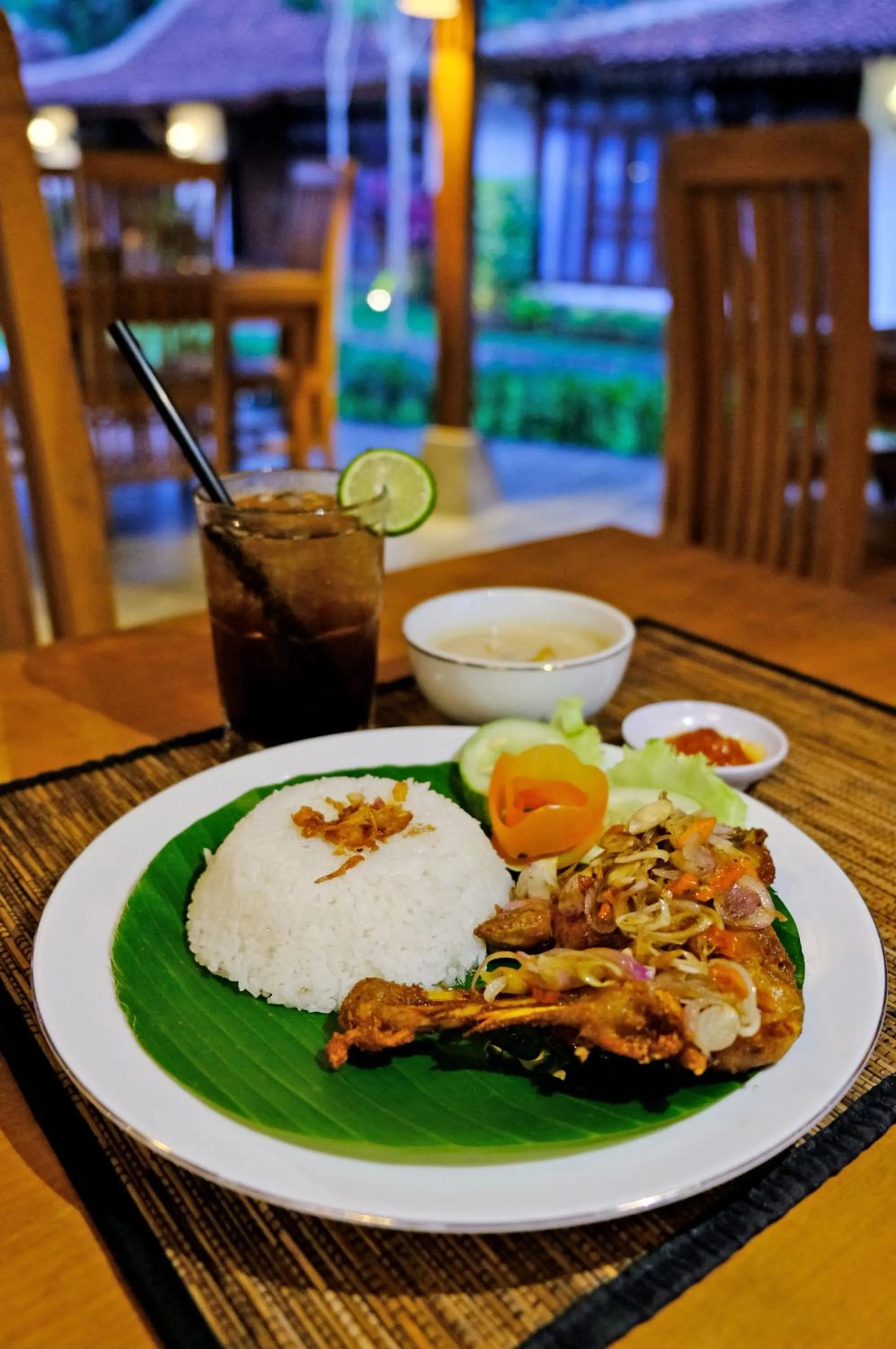 Restaurant/places to eat in The Nalaya Hotel & Resto