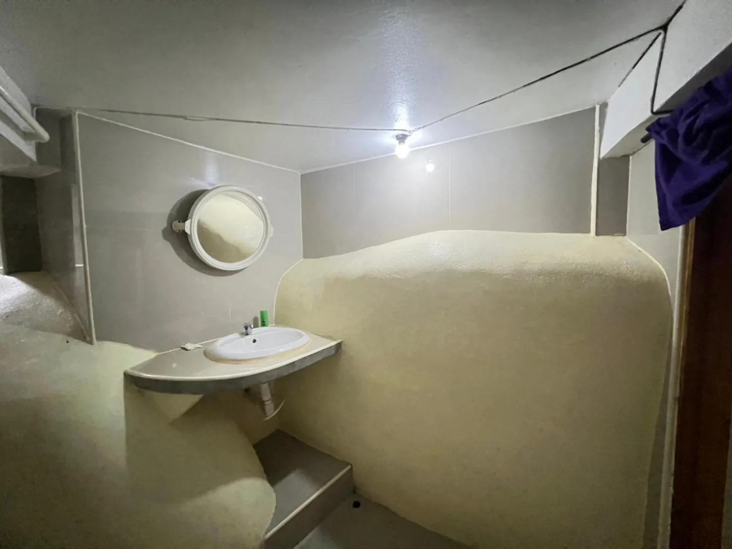 Bed in Hin Wong Apartments Dive & Snorkel Resort