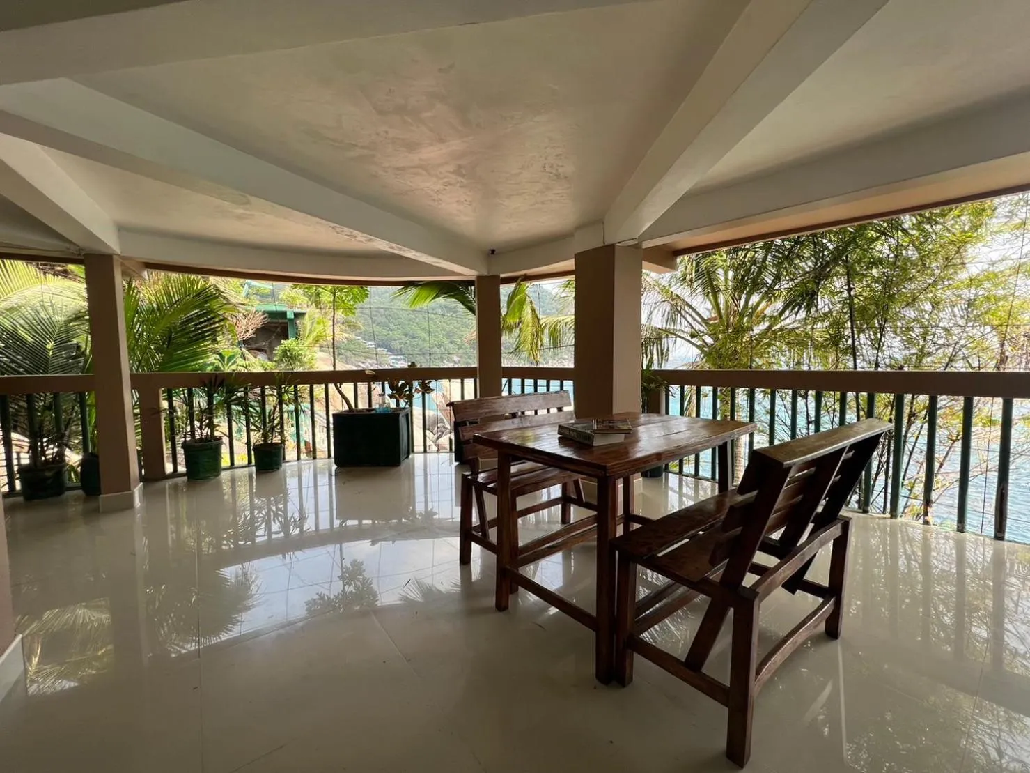 Hin Wong Apartments Dive & Snorkel Resort