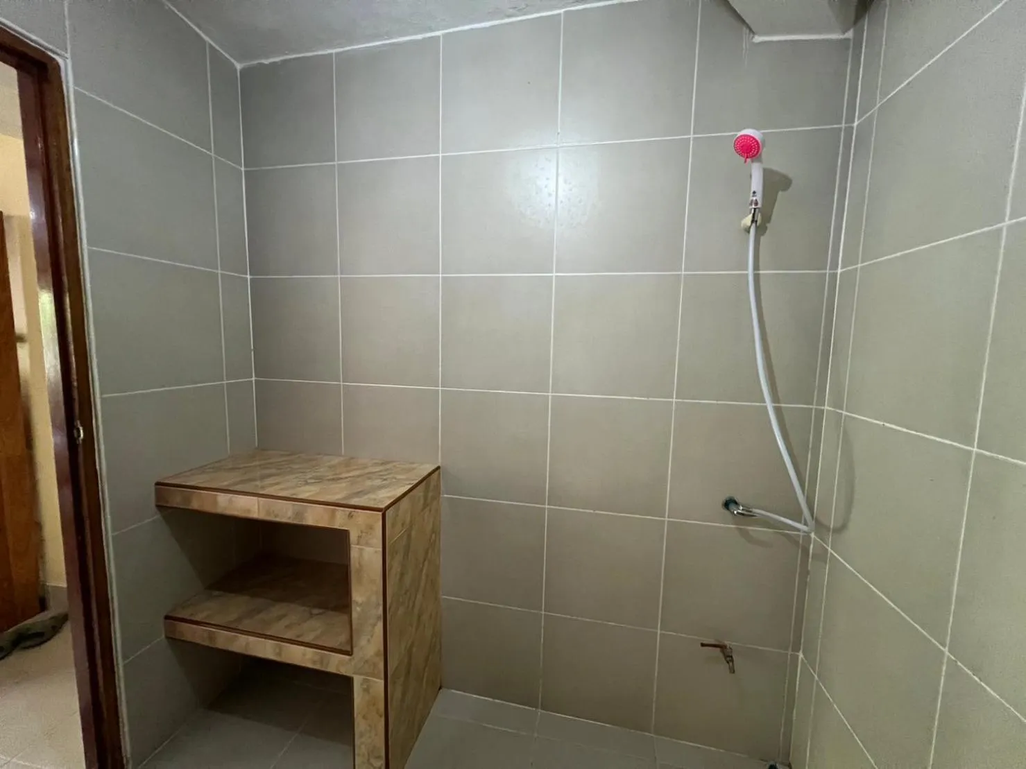 Hin Wong Apartments Dive & Snorkel Resort