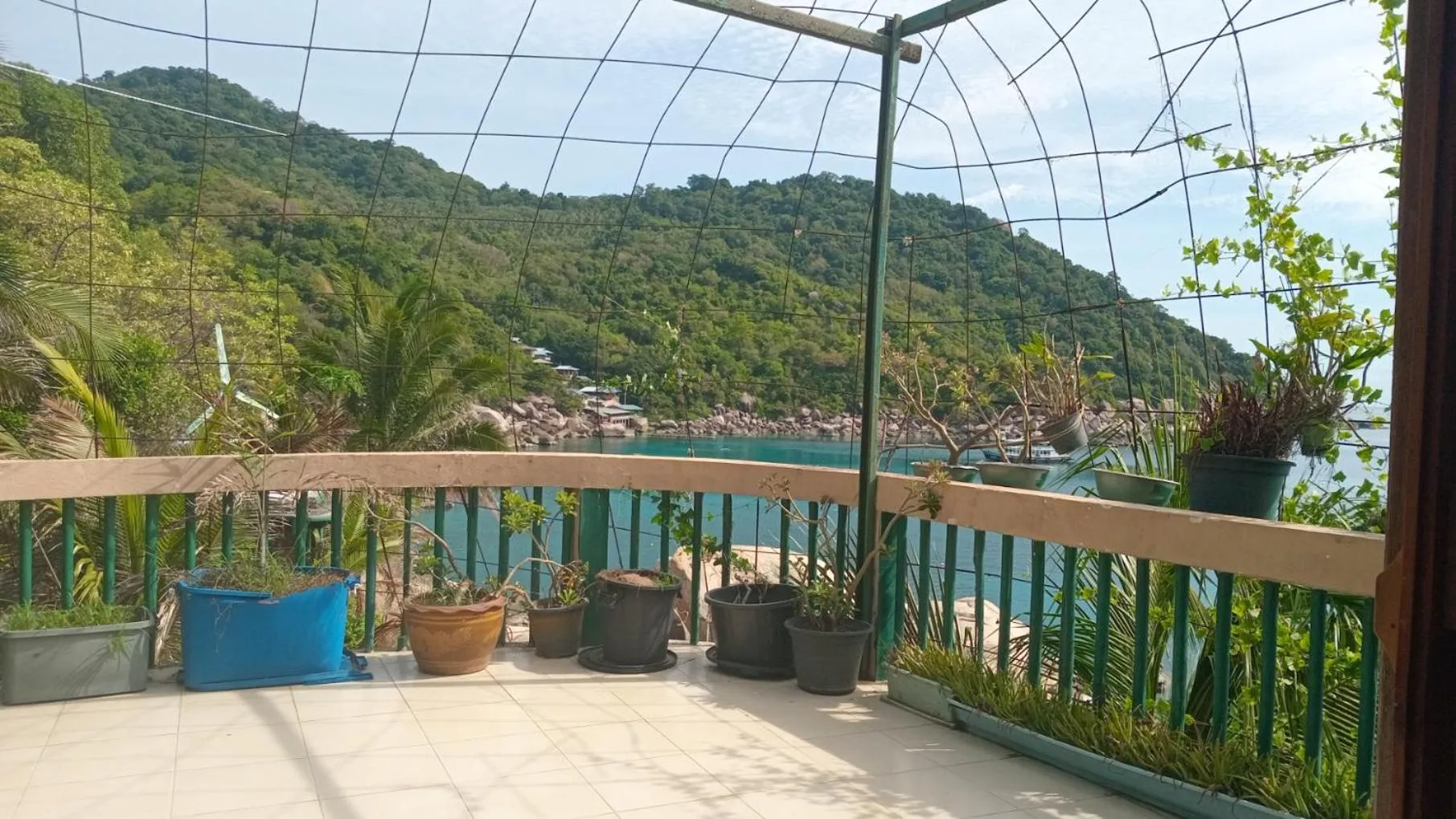 Hin Wong Apartments Dive & Snorkel Resort