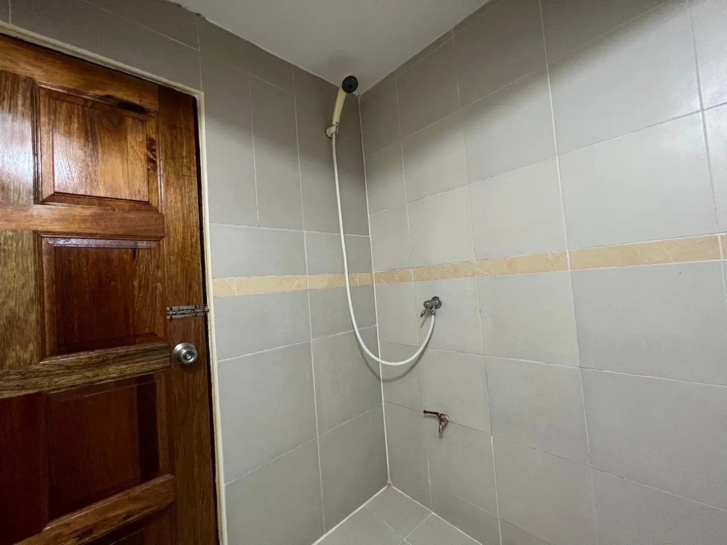 Hin Wong Apartments Dive & Snorkel Resort