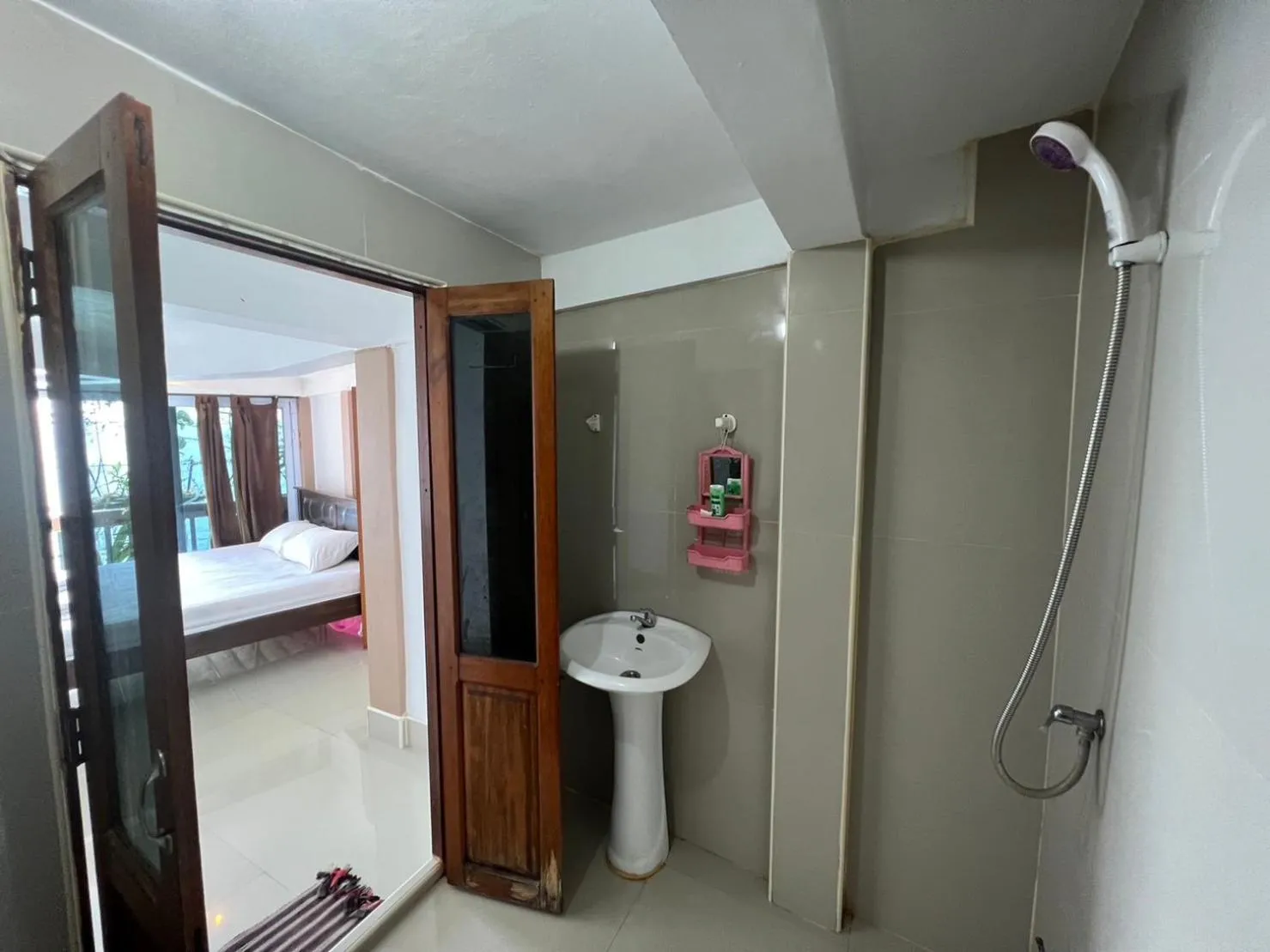 Hin Wong Apartments Dive & Snorkel Resort