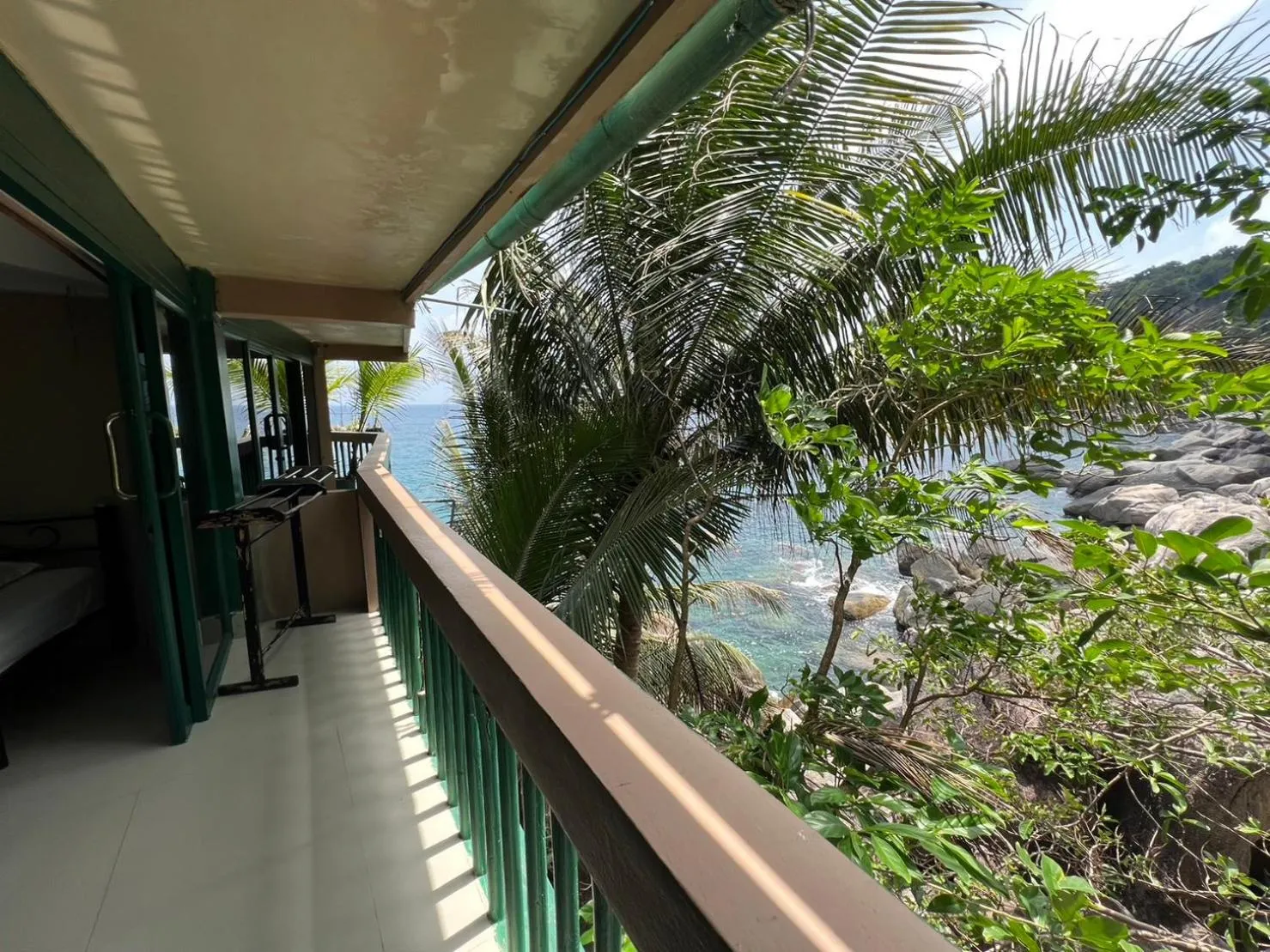 Hin Wong Apartments Dive & Snorkel Resort