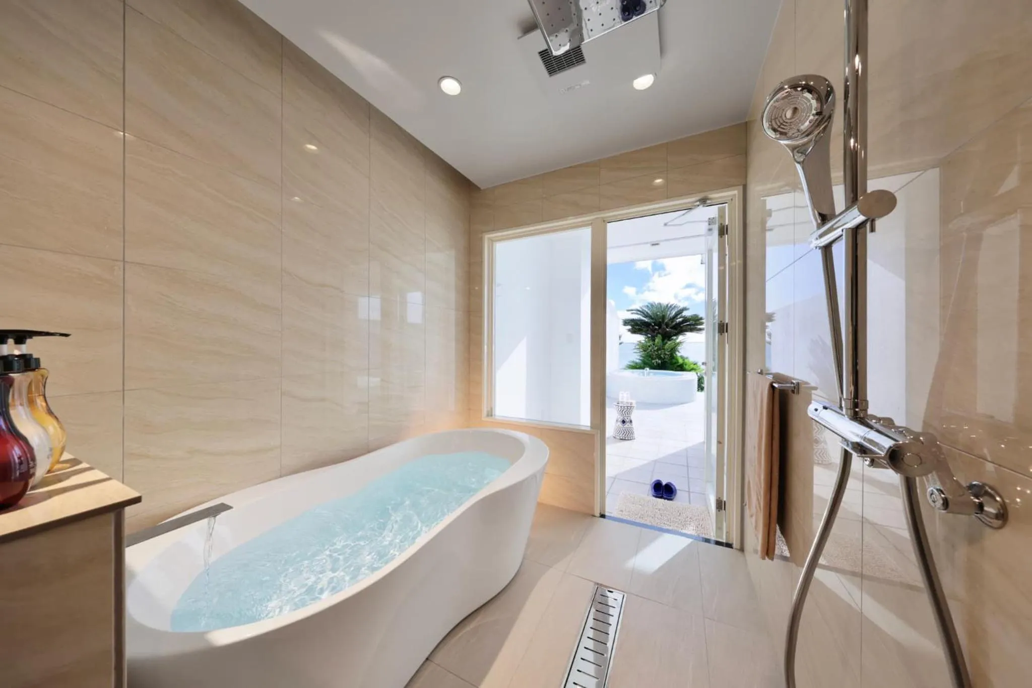 Crystal Villa Miyakojima Sunayama Beach