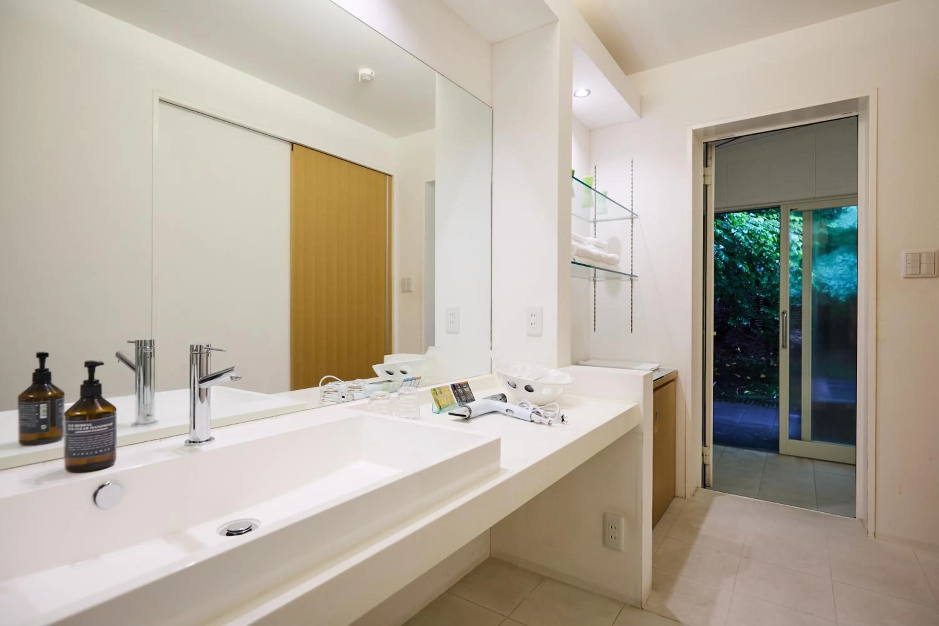 Bathroom in Forest Inn Born