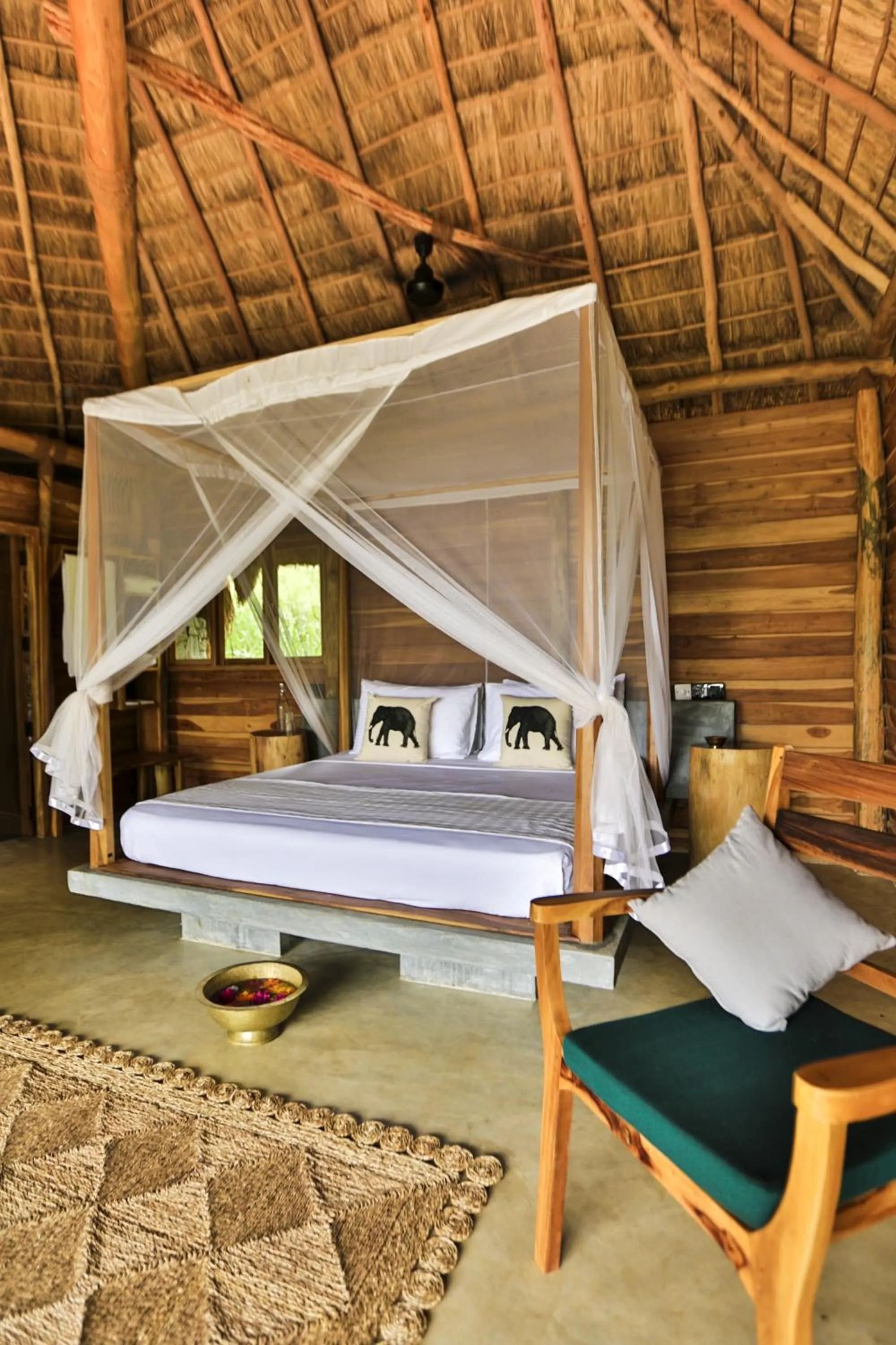 Bed in Gal Oya Lodge