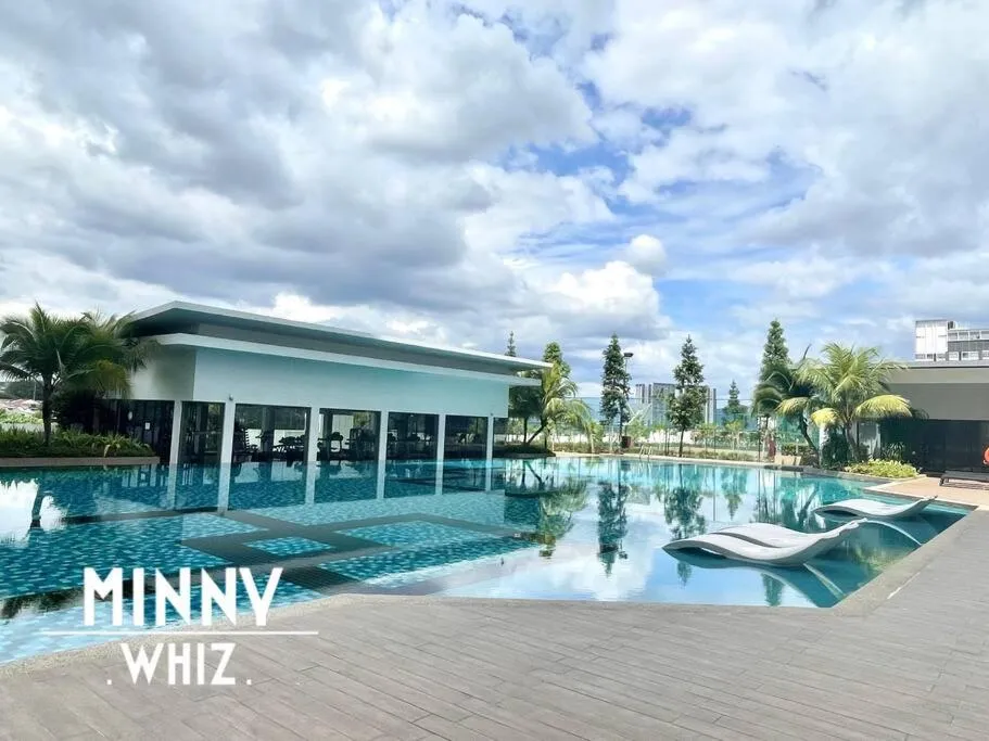 Couple Suite Trader Garden Pool View #16