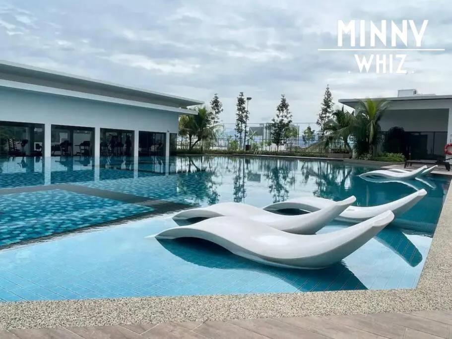 Couple Suite Trader Garden Pool View #16