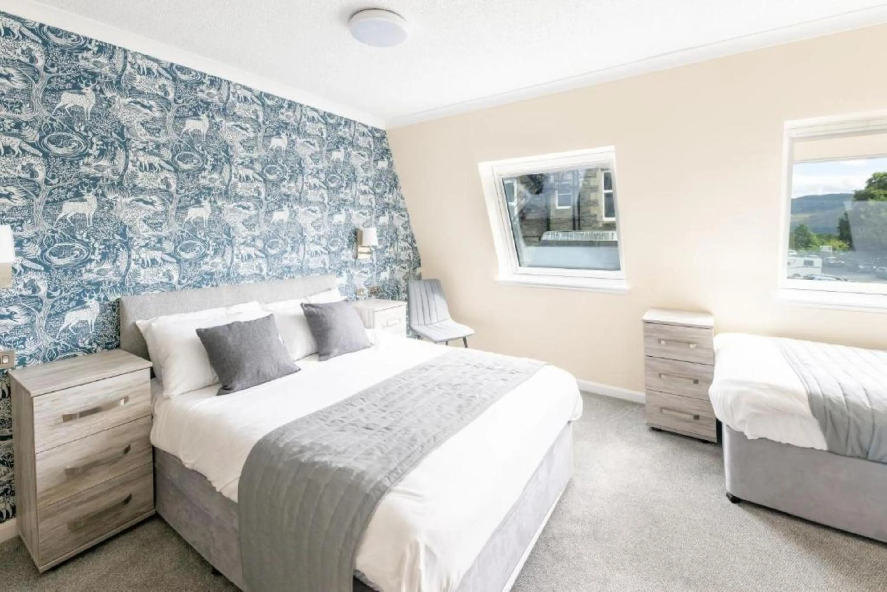 Bed in Loch Ness Drumnadrochit Hotel