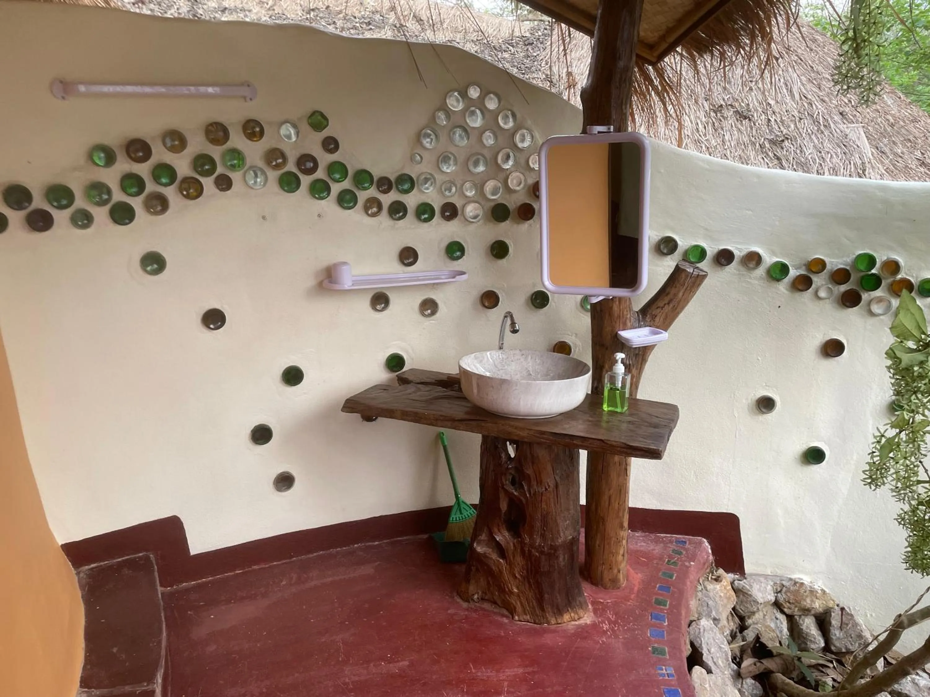 Bathroom in Chiang Dao Roundhouses