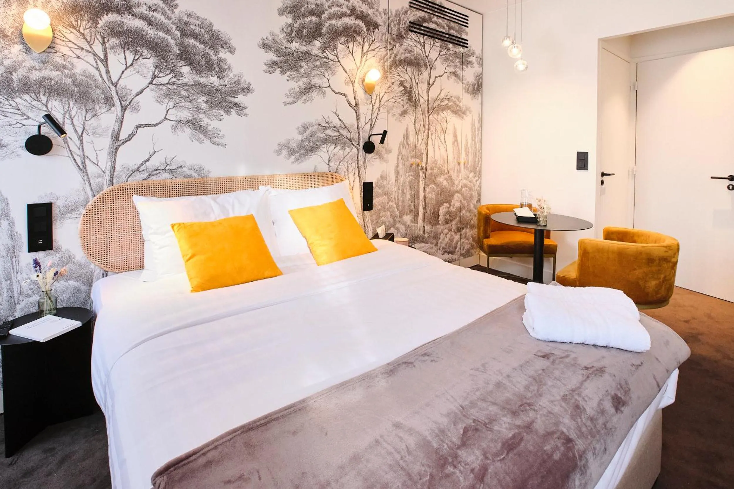 Bed in Maison Heym Bordeaux