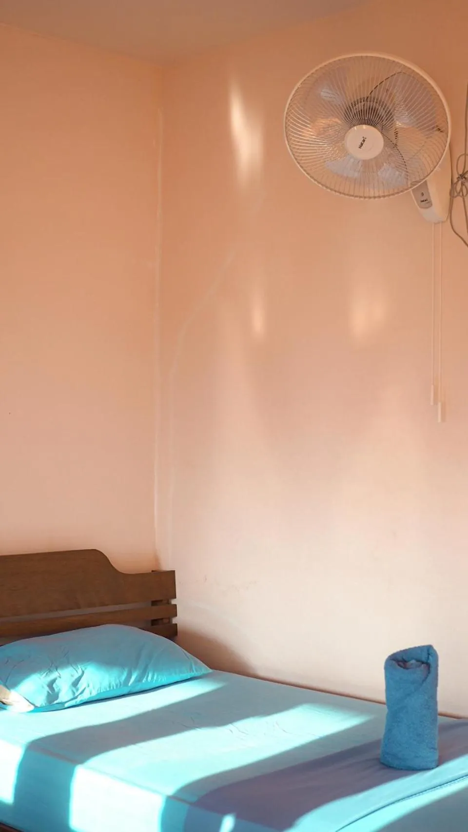 Bed in J.B.Hut Bungalows