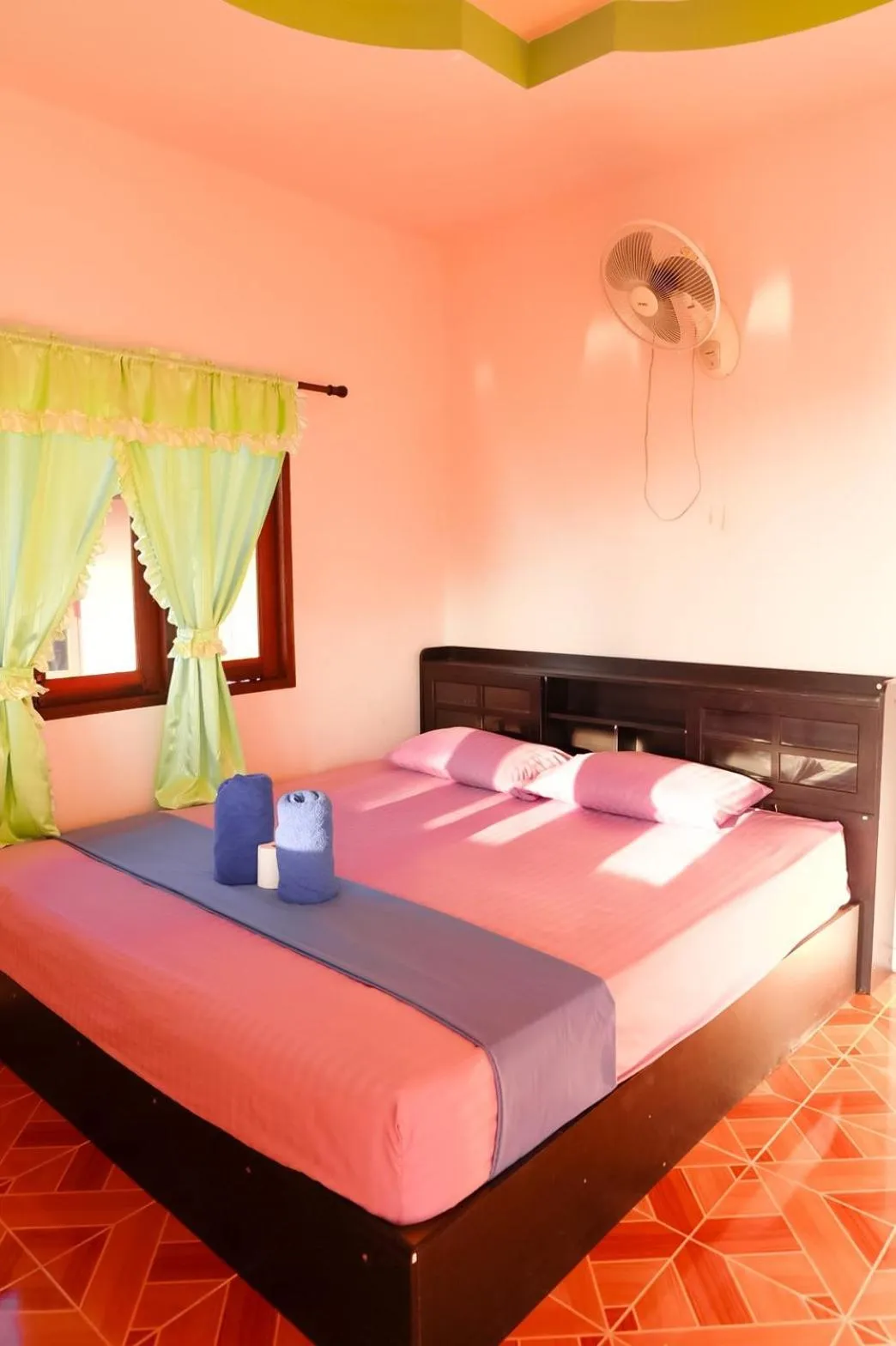 Bed in J.B.Hut Bungalows