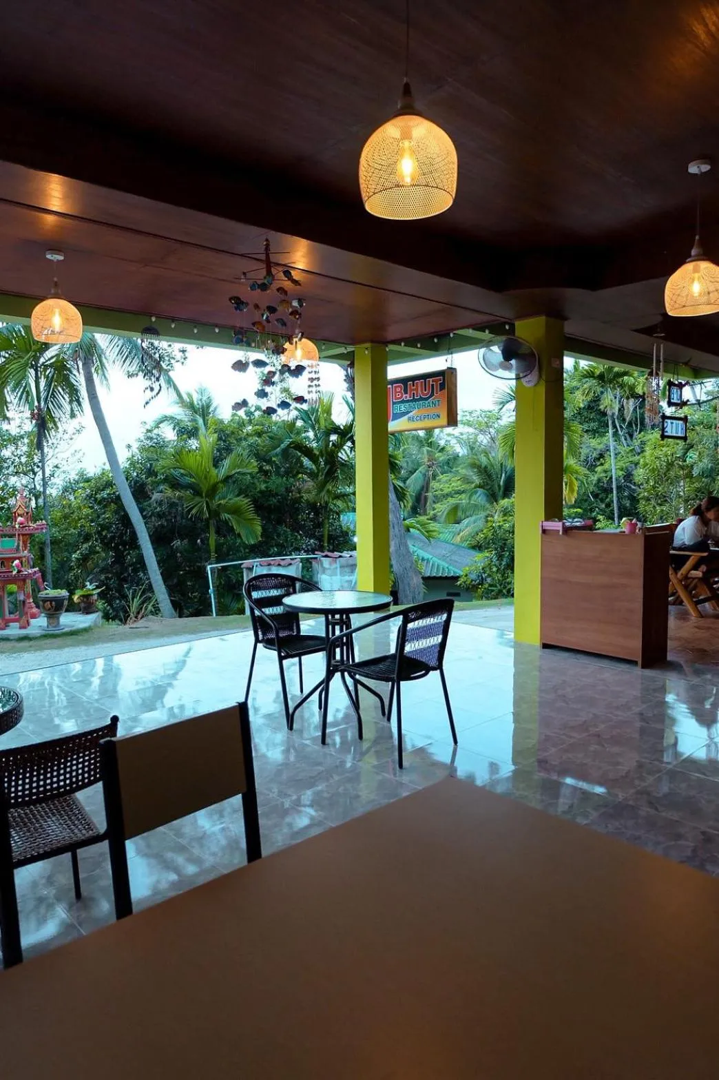 Restaurant/places to eat in J.B.Hut Bungalows