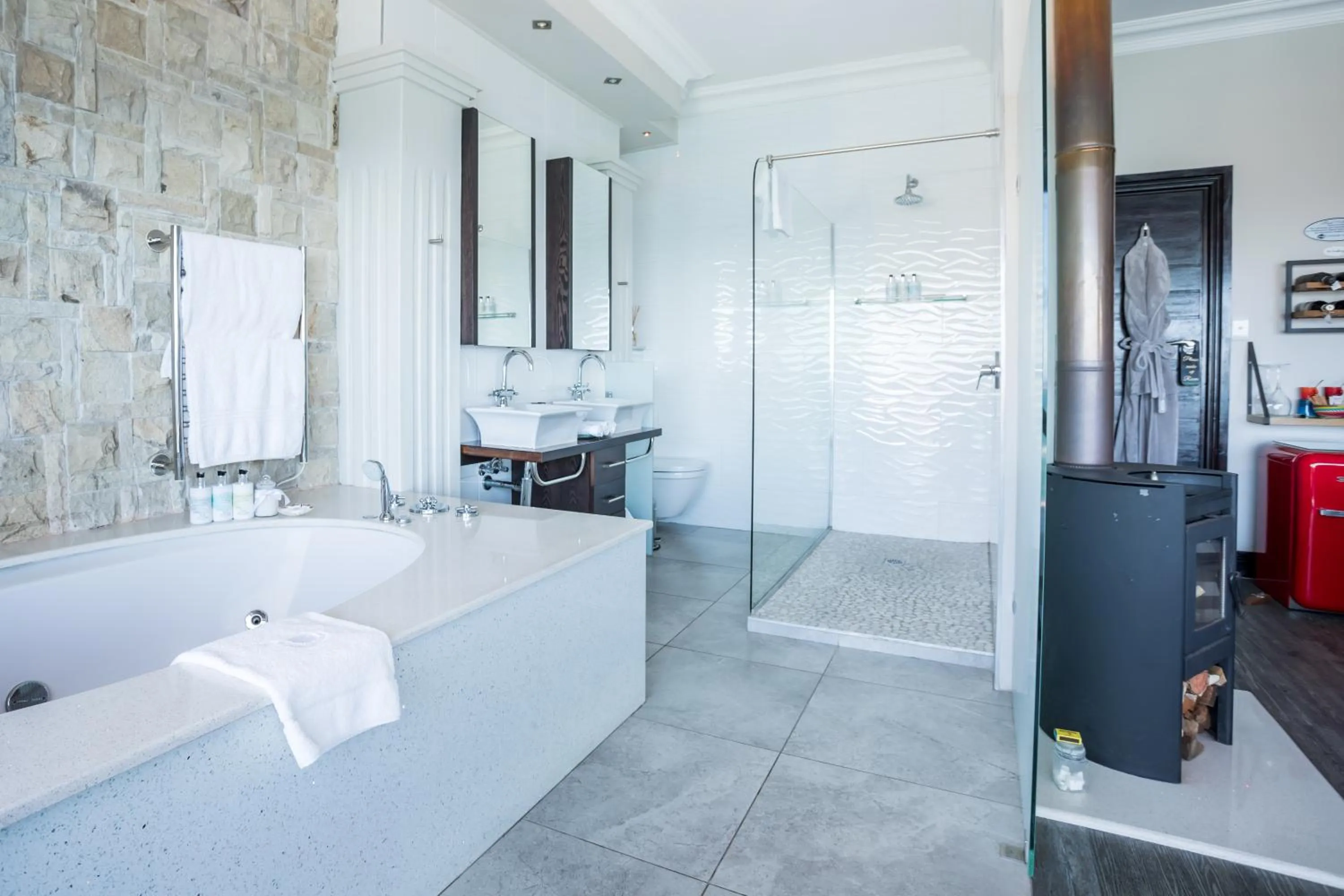 Bathroom in Head over Hills