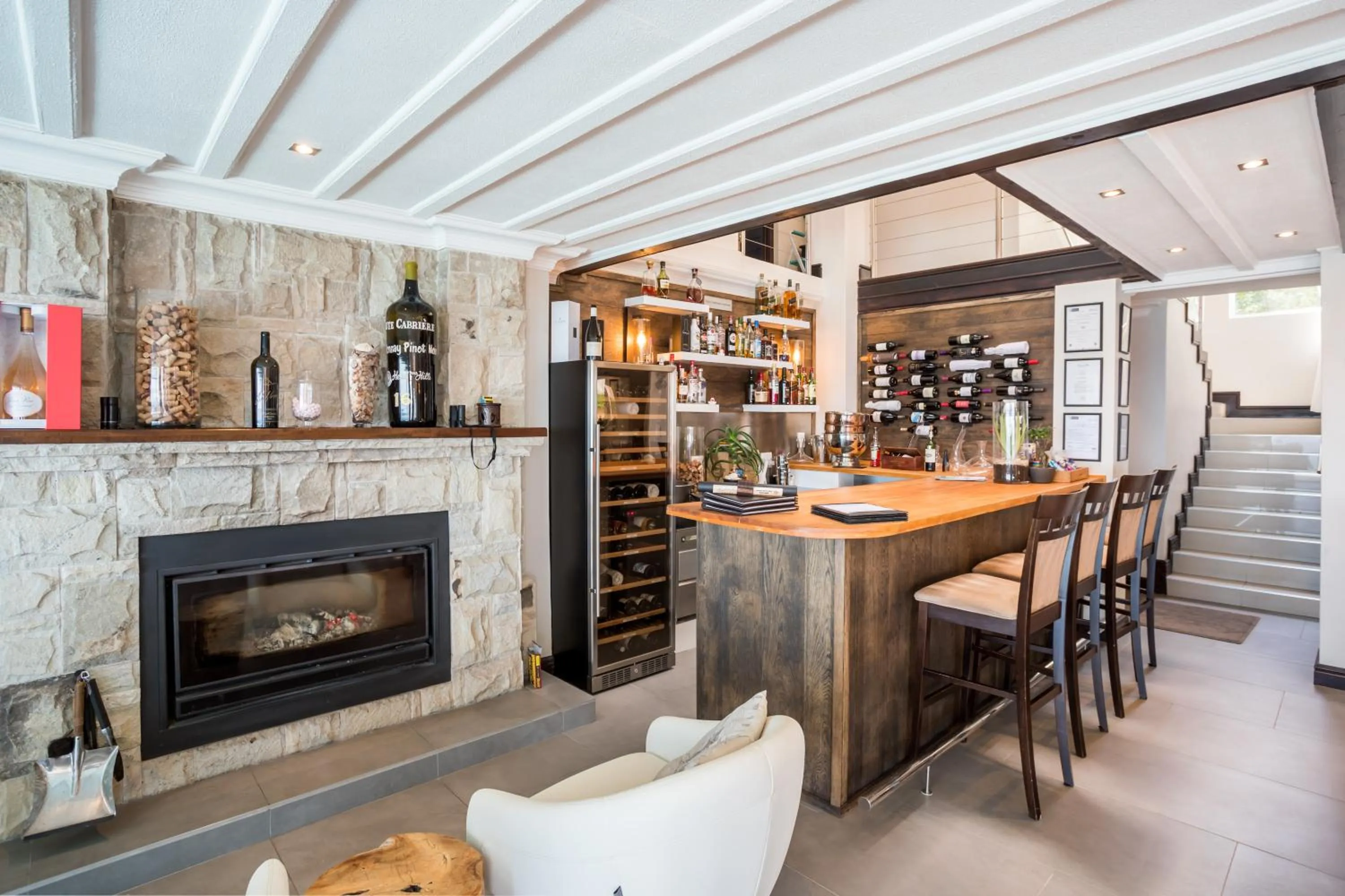 Lounge or bar in Head over Hills