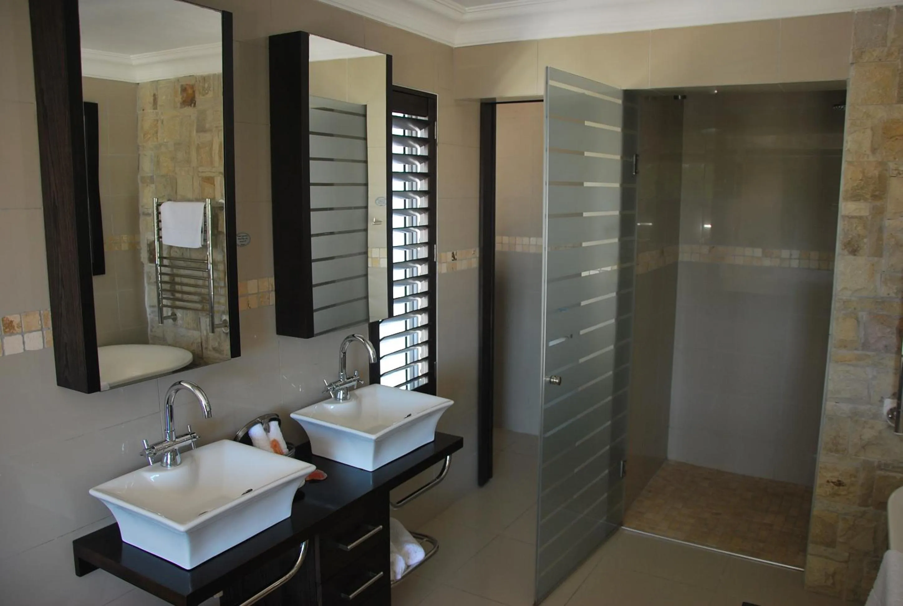 Bathroom in Head over Hills