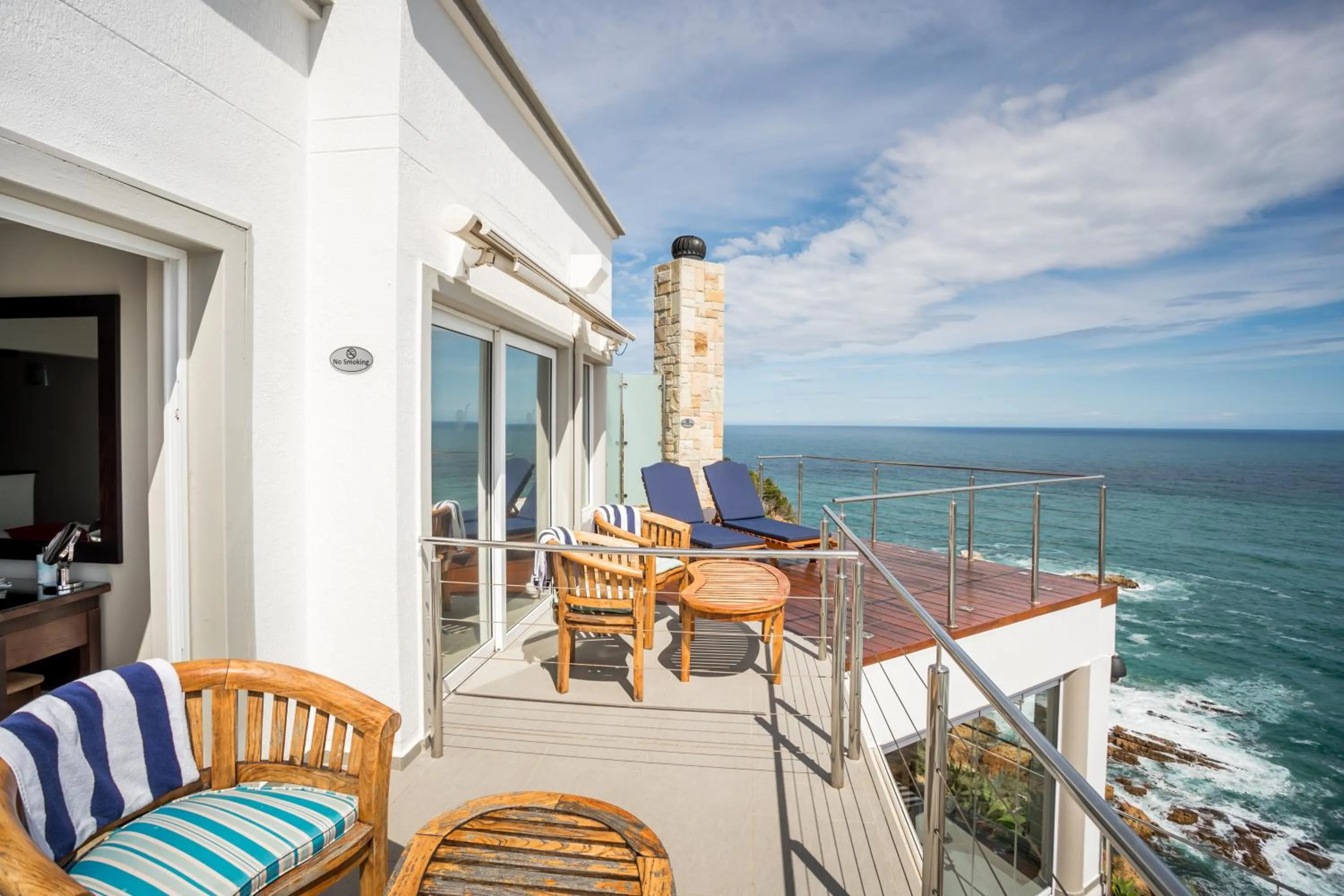 Balcony/Terrace in Head over Hills