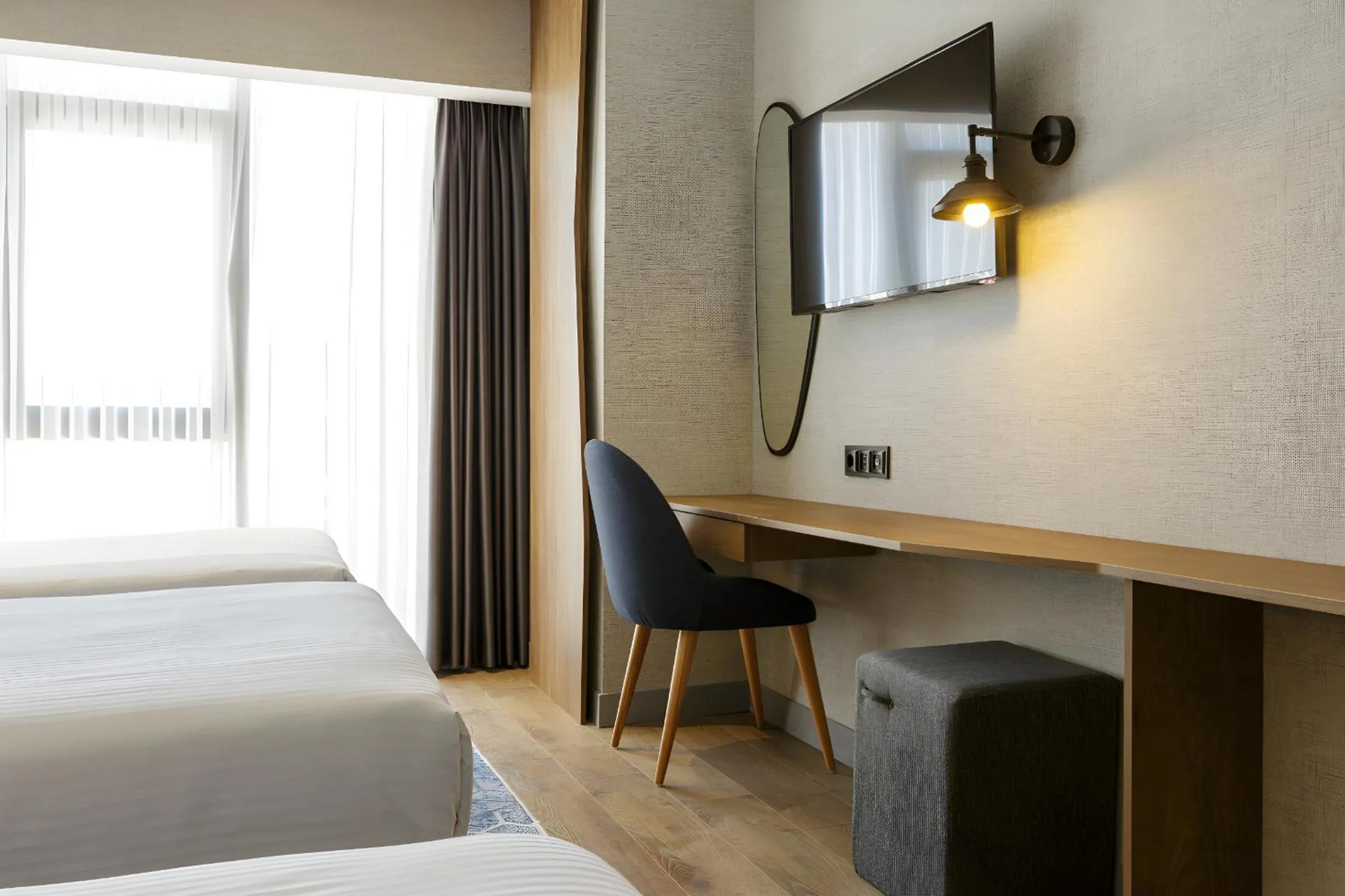 TV and multimedia, Bed in Ramada Encore by Wyndham Istanbul Arnavutkoy