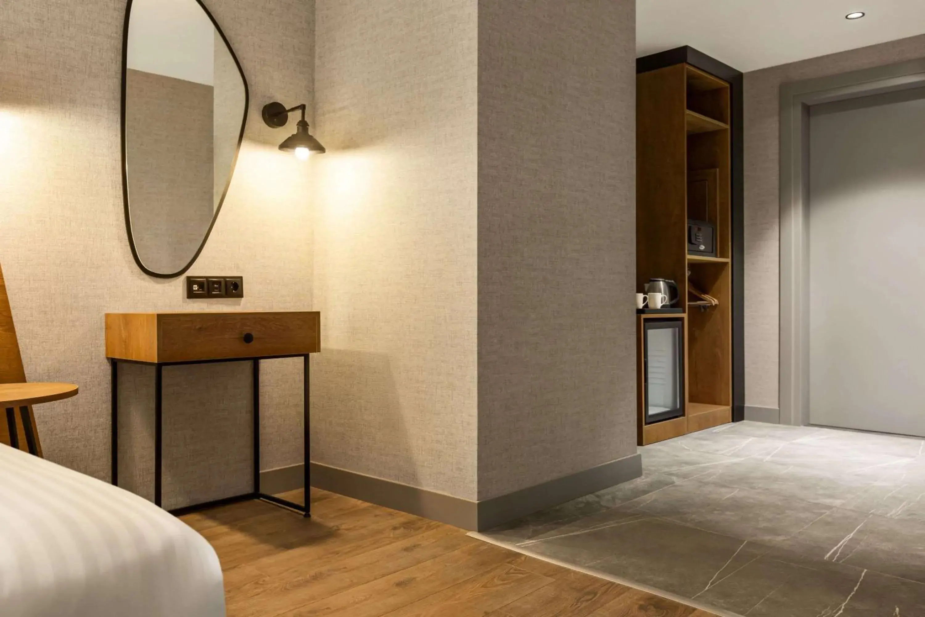 Accessible King Room - single occupancy in Ramada Encore by Wyndham Istanbul Arnavutkoy Accessible King Room - single occupancy in Ramada Encore by Wyndham Istanbul Arnavutkoy