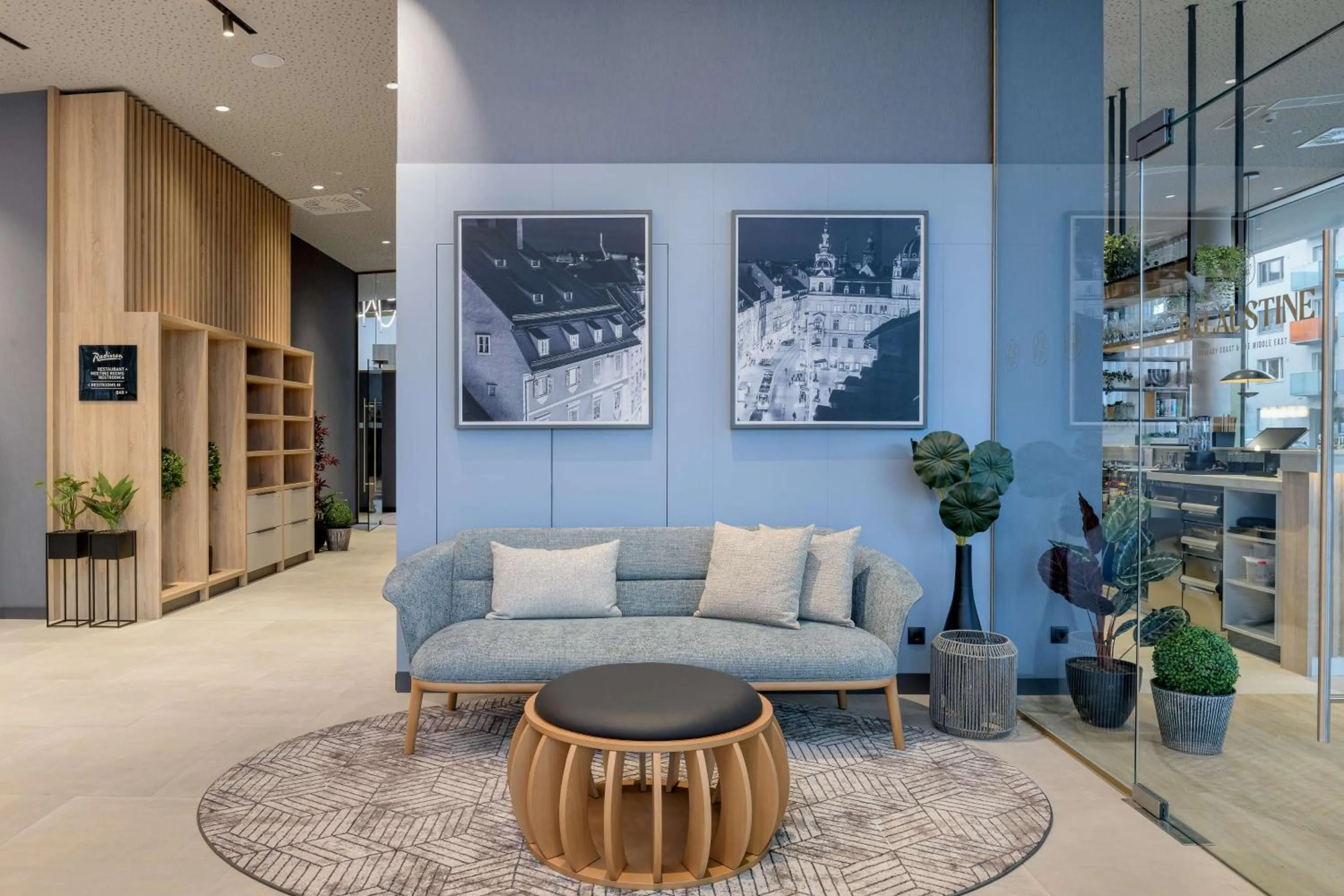 Lobby or reception in Radisson Hotel Graz